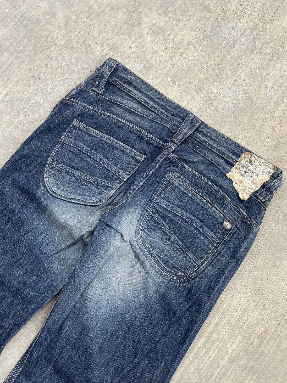 Japanese Brand 2000s JAPANESE BRAND BRAPPERS MUD WASH FLARE JEANS Size US 30 / EU 46 - 7 Thumbnail
