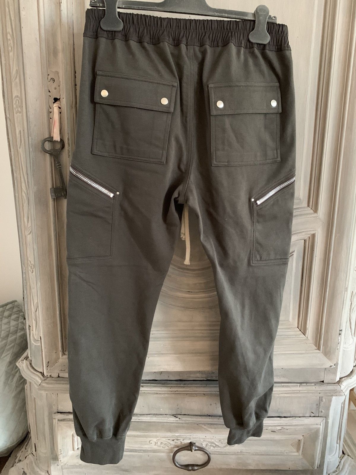 Rick Owens Mainline Cargo Jog Rick Owens jogger joggers Size US 32 / EU 48 - 7 Thumbnail