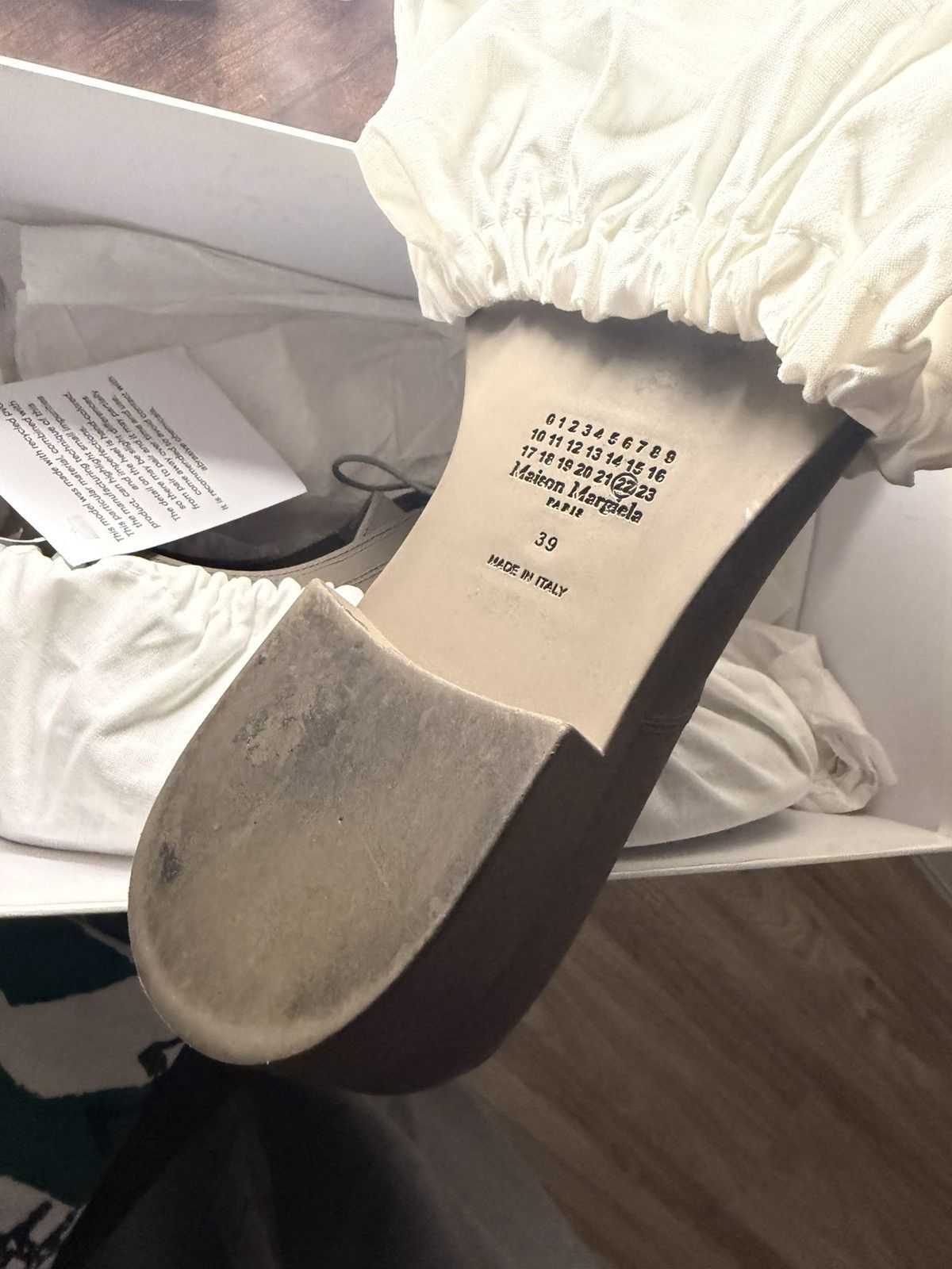 Maison Margiela Maison Margiela Rubber Tabi Oxford Size US 9 / IT 39 - 8 Thumbnail