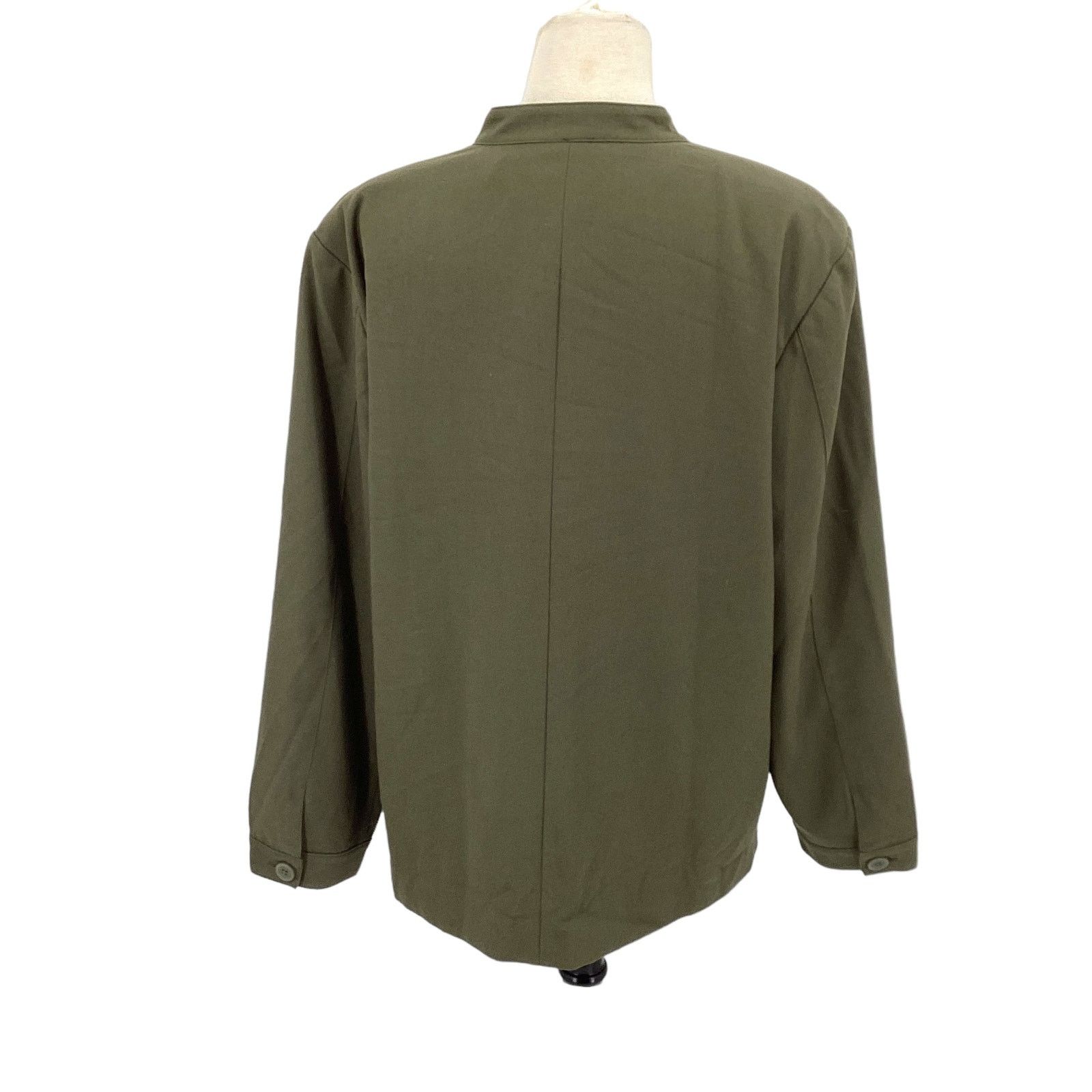 Treasure & Bond Treasure & Bond Green Button Up Utility Shacket Large NWOT Size L / US 10 / IT 46 - 8 Thumbnail