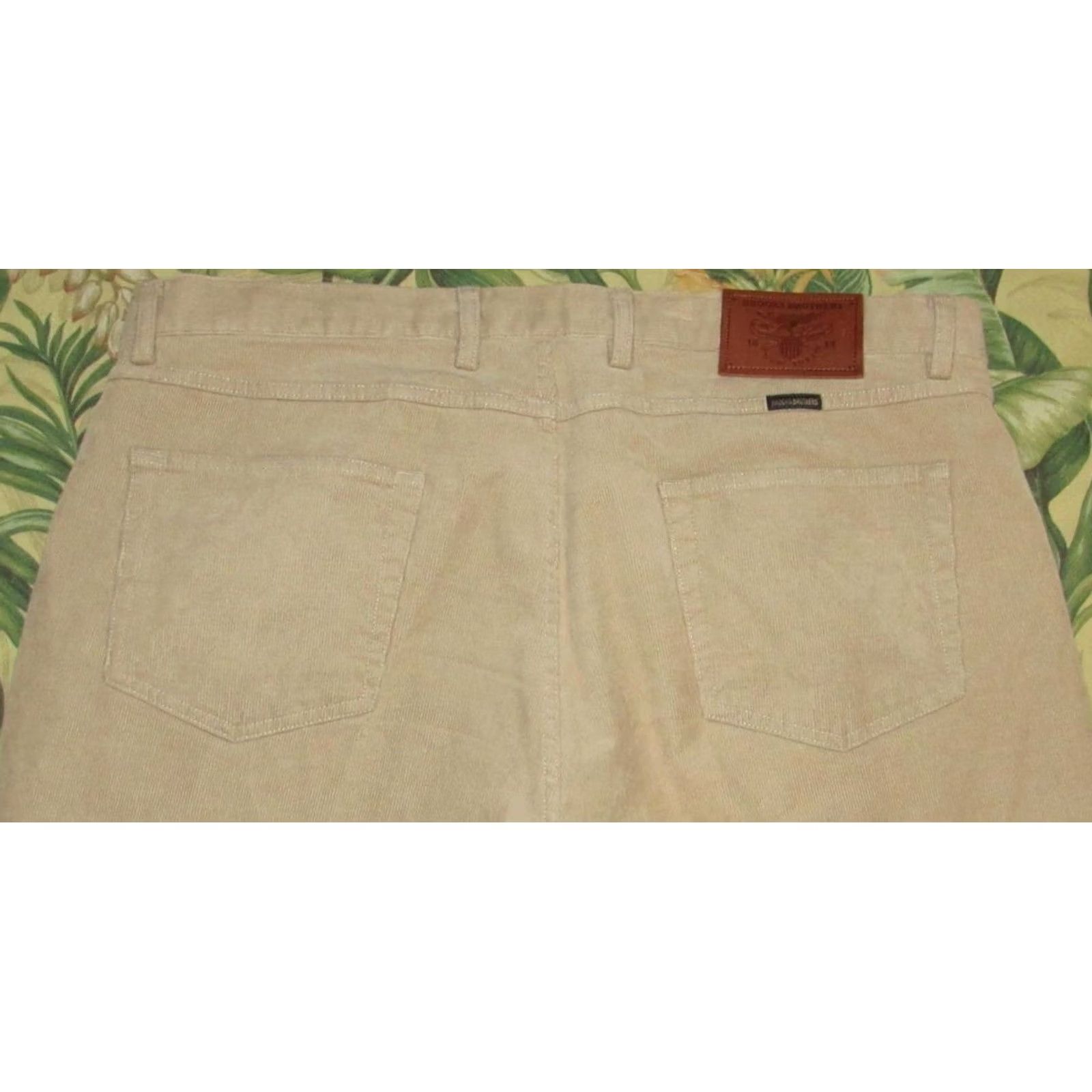 Brooks Brothers BROOKS BROTHERS Stone Corduroy Chino Pants 40 x 30 Mens Shorts? Size US 40 / EU 56 - 4 Thumbnail