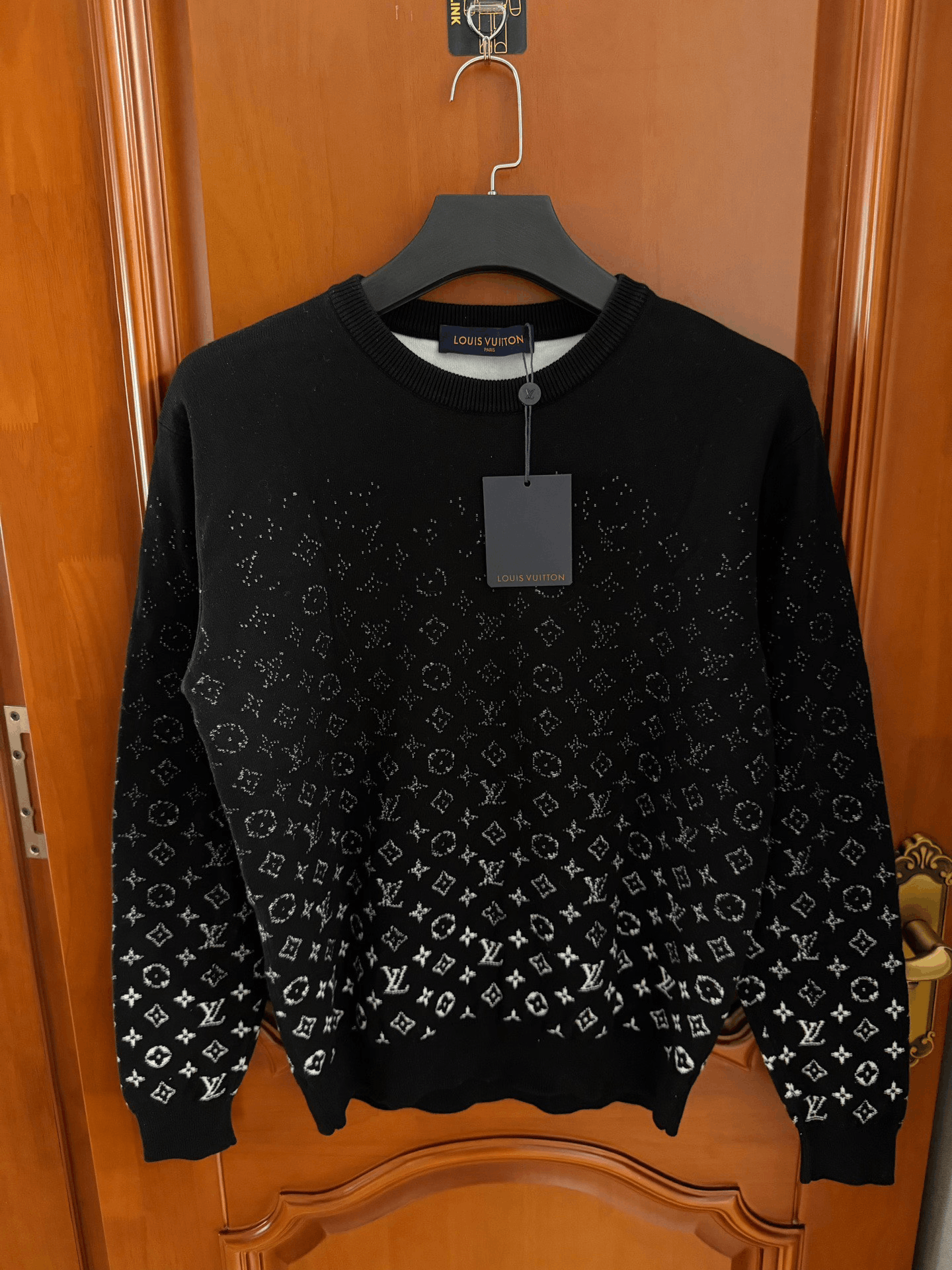 Louis Vuitton Louis Vuitton Knit Gradient Multi Sweater m Men Size US M / EU 48-50 / 2 - 1 Thumbnail