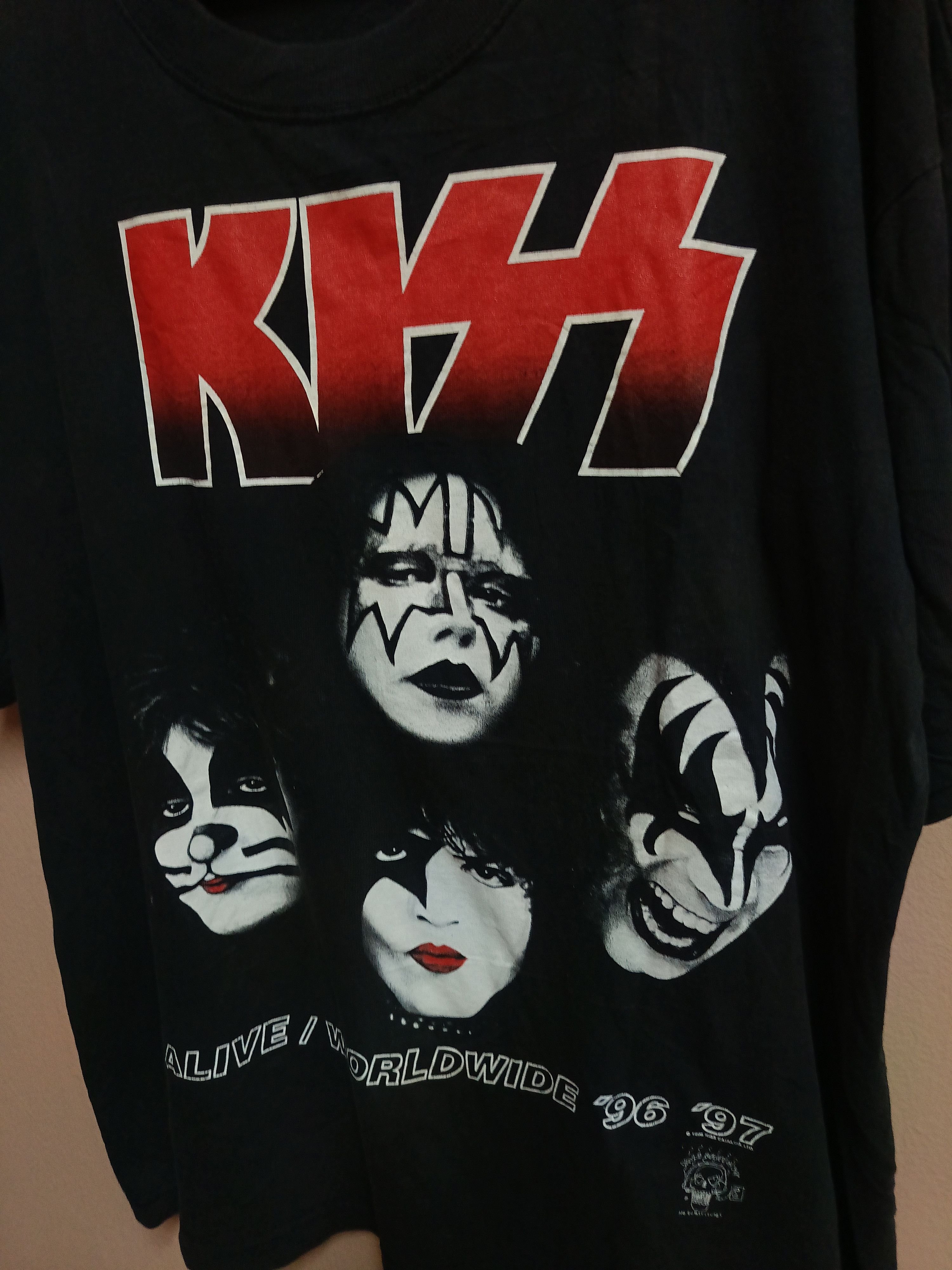 Band Tees Vtg 90s Kiss Alive Worldwide Tour shirt Size US M / EU 48-50 / 2 - 4 Thumbnail