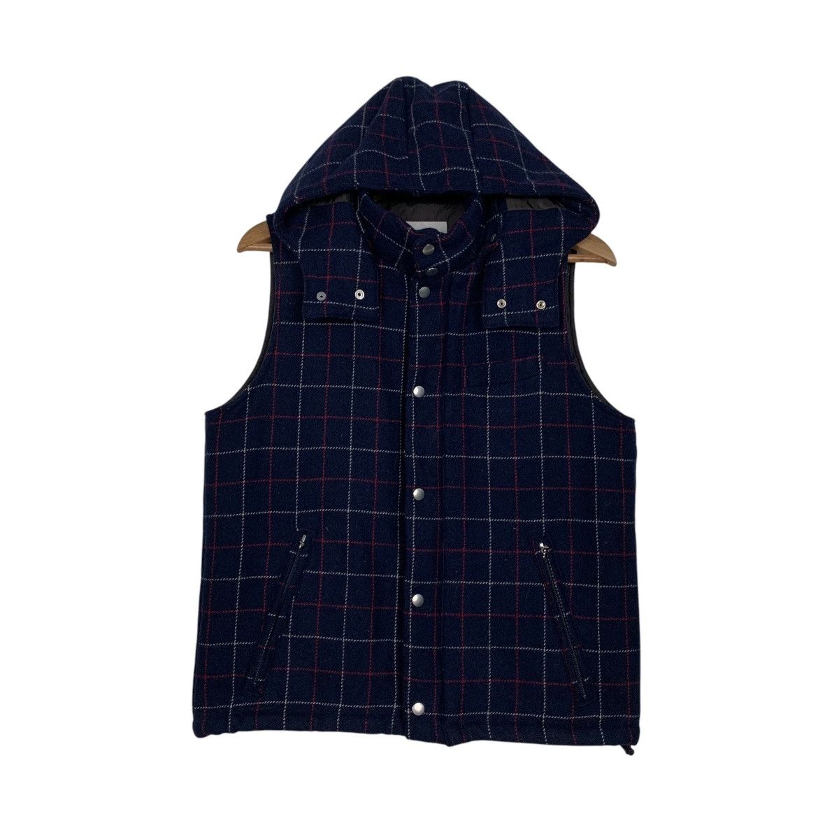 STILL BY HAND STILL BY HAND Checked Puffer Hooded Vest #2796-C126 Size US S / EU 44-46 / 1 - 1 Thumbnail