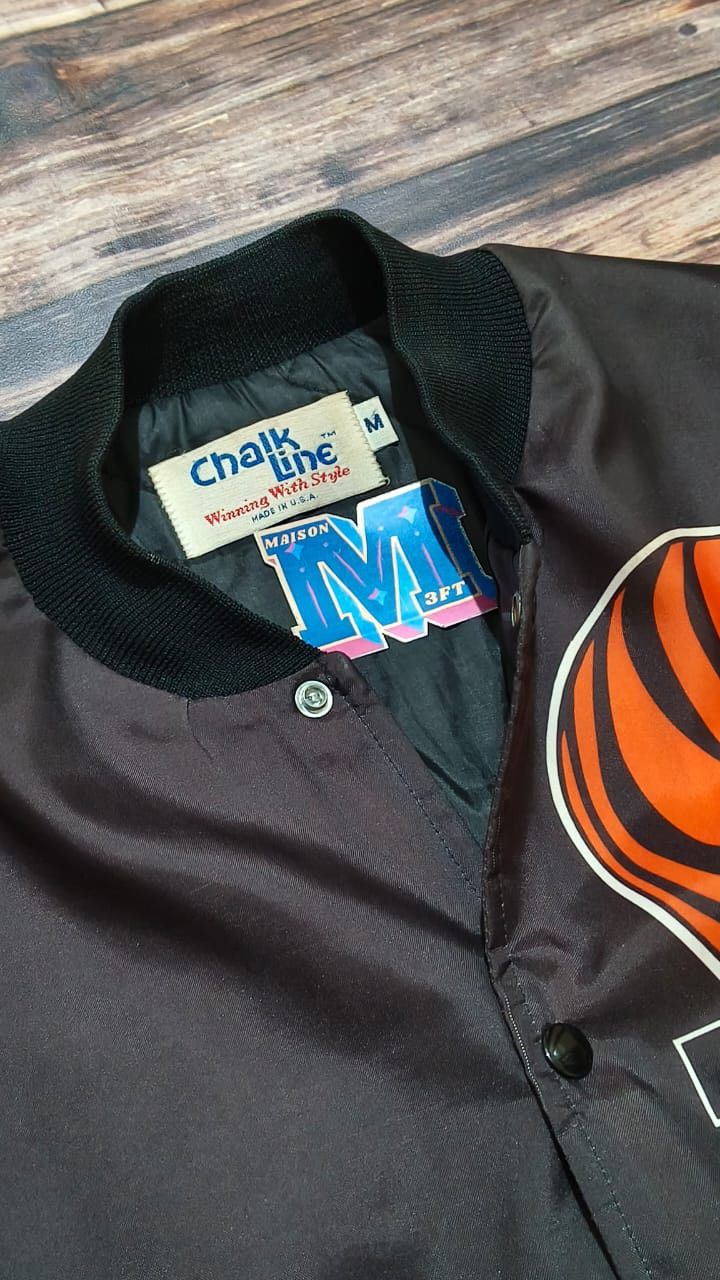 Chalk Line Vtg Chalk Line Fanimation Cincinnati Bengals Jacket Size US L / EU 52-54 / 3 - 3 Thumbnail