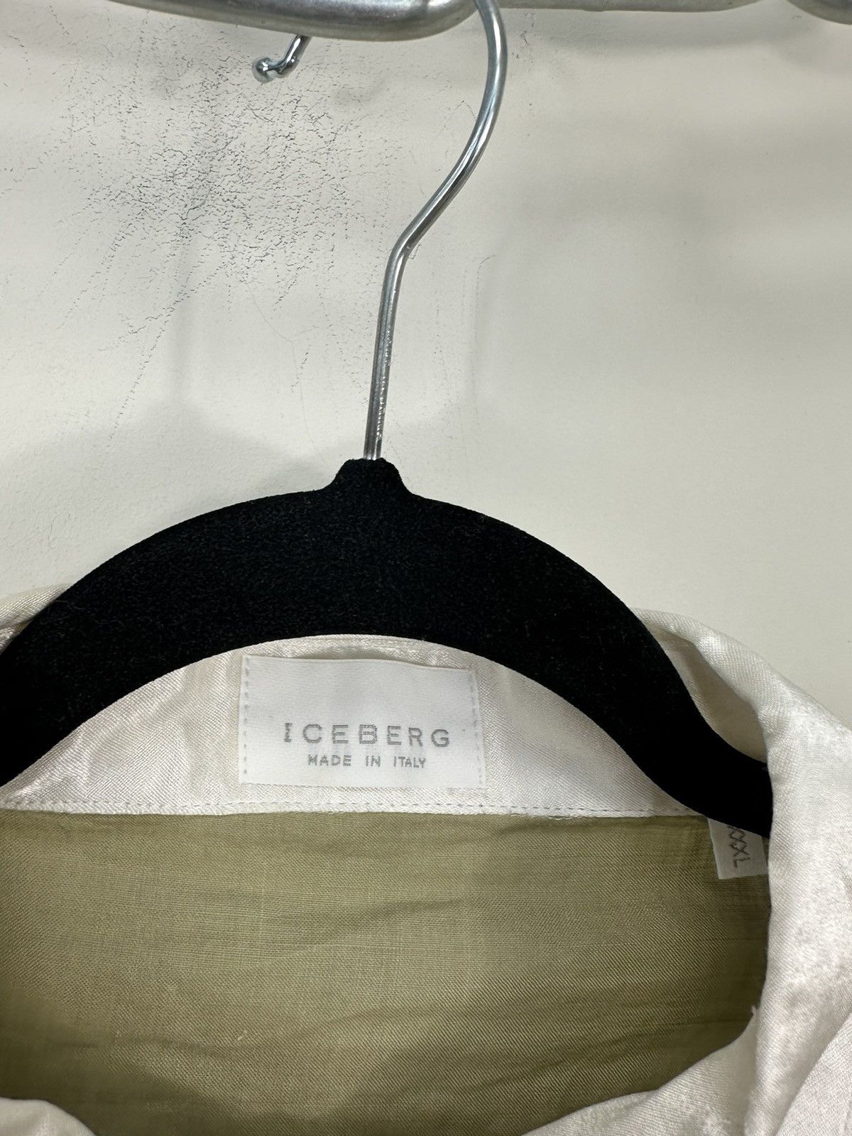Iceberg × Vintage Vintage Iceberg Classic Luxury Button Up Shirt Size US XL / EU 56 / 4 - 5 Thumbnail