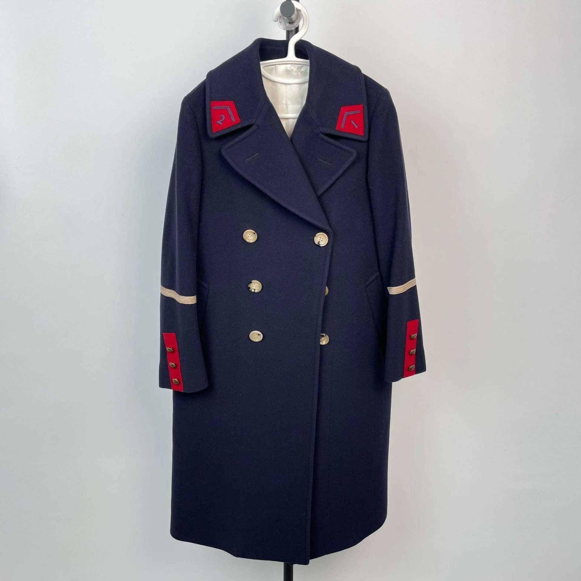 Gucci Gucci Coat M Women Size M / US 6-8 / IT 42-44 - 1 Thumbnail