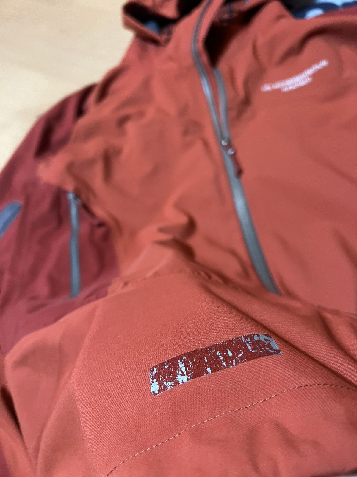 Arc'teryx Arc’teryx Vintage Gore Tex Jacket Red RECCO Size US L / EU 52-54 / 3 - 12 Thumbnail