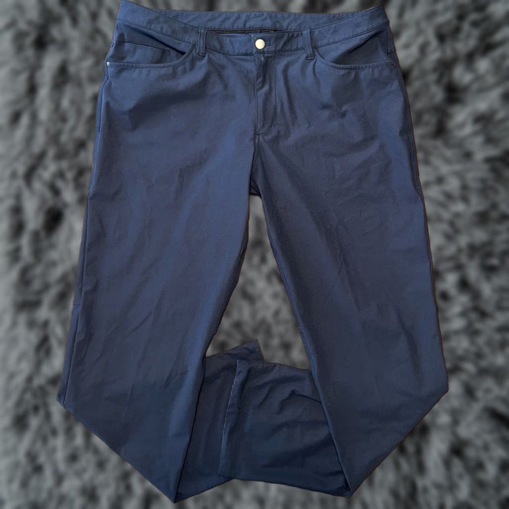 Lululemon Lululemon Men’s Pants Blue 38x33 Zip Pocket Stretch Regular Inseam 33" City Classic Activewear Athletic Golf Hiking Walking Man Mens Size US 38 / EU 54 - 1 Thumbnail