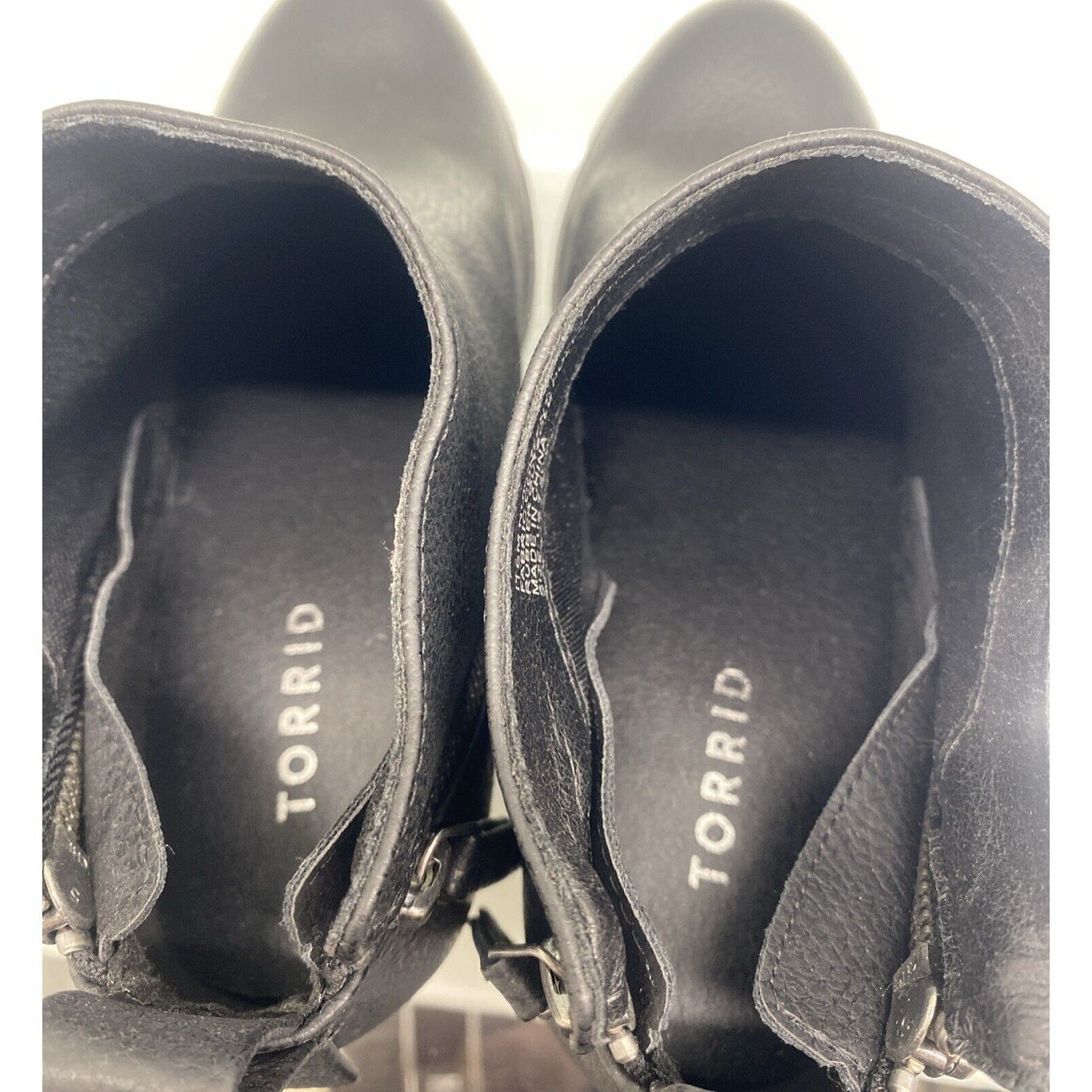Corridor Torrid Womens Boots Black Leather Size 7.5-NEW Size US 7.5 / IT 37.5 - 7 Thumbnail