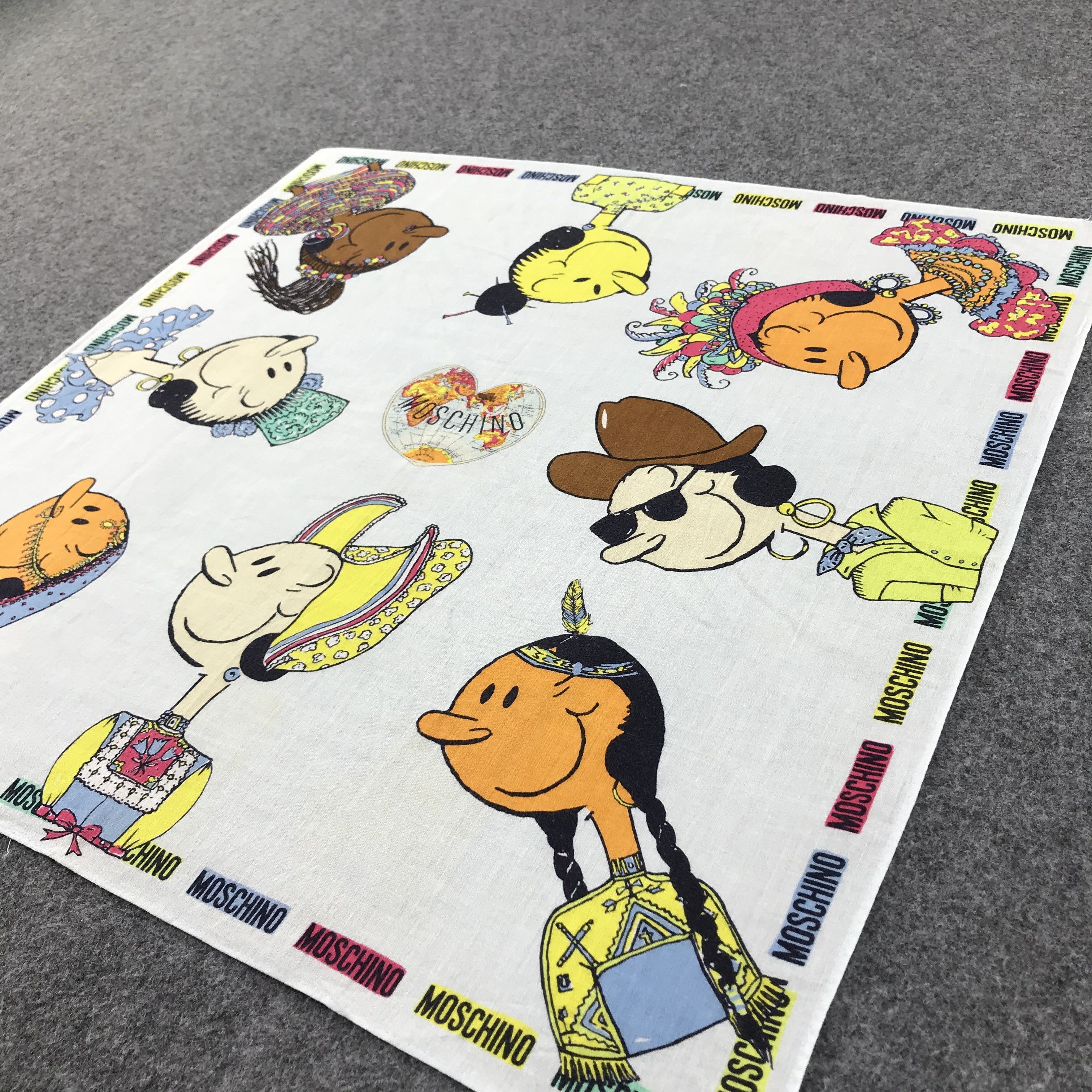 Moschino MOSCHINO Handkerchief Neckerchief Bandana H446 Size ONE SIZE - 5 Thumbnail