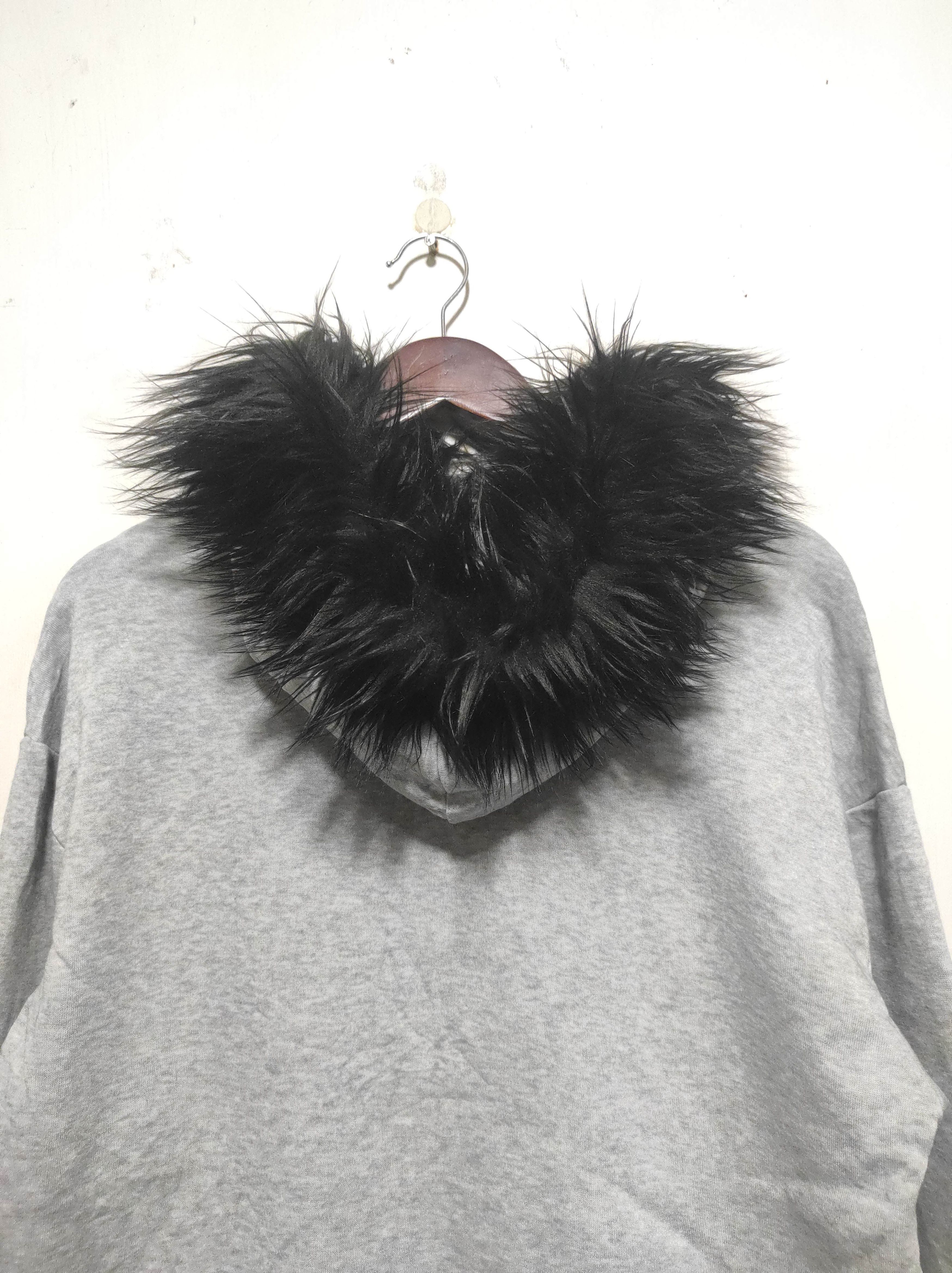 Hysteric Glamour Like CH fur hoodie i6w9 LGB style Size US S / EU 44-46 / 1 - 10 Thumbnail