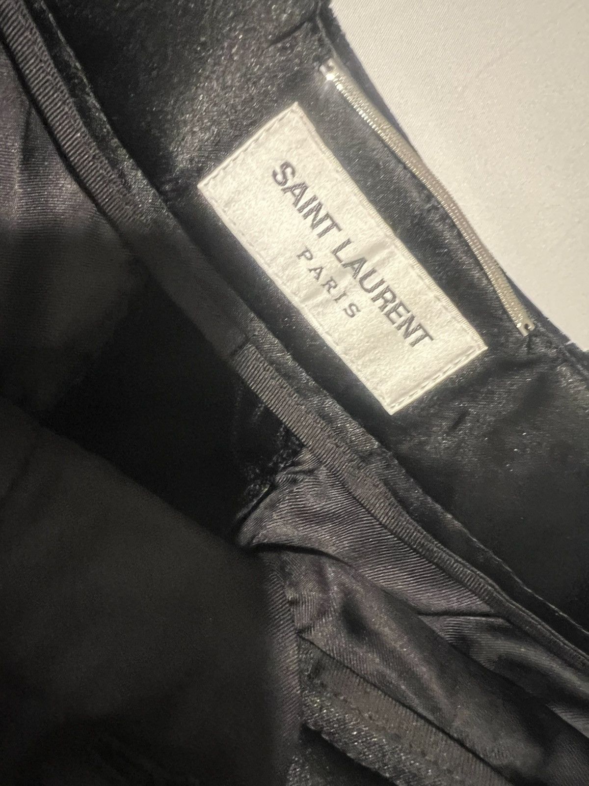 Saint Laurent Paris Saint Laurent wide leg velvet pants. 44/28. $2890 Size US 30 / EU 46 - 9 Thumbnail