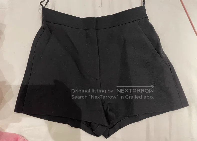 Valentino Valentino wool shorts Size 39" - 1 Thumbnail