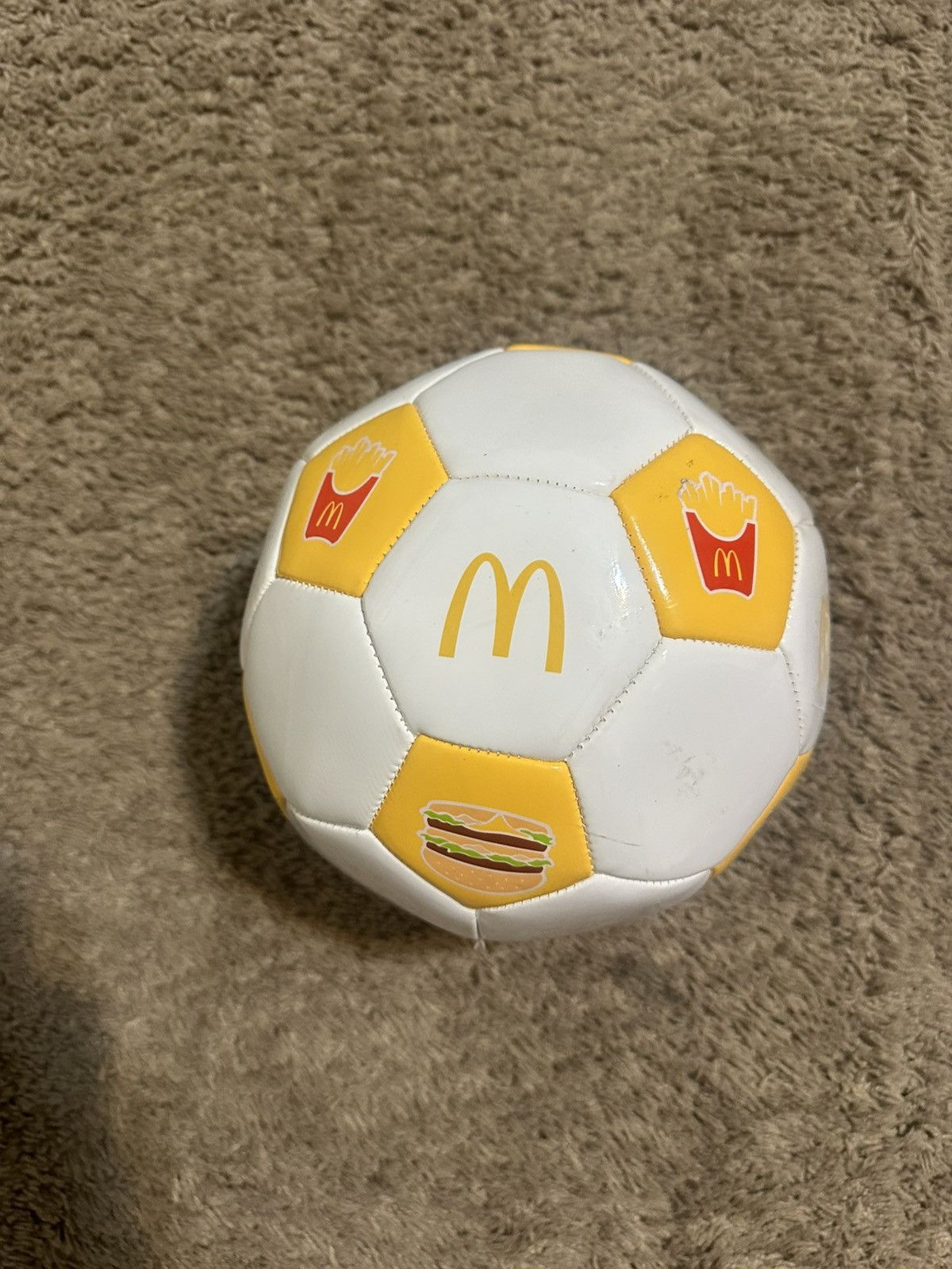 Other Vintage McDonald’s “Big Mac work cup” soccer ball 00s Size US L / EU 52-54 / 3 - 4 Thumbnail