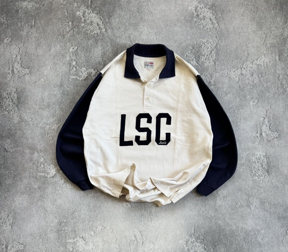 Levi's Levi’s L/size big logo rugby long sleeve sweatshirts 90s USA Size US L / EU 52-54 / 3 - 1 Thumbnail