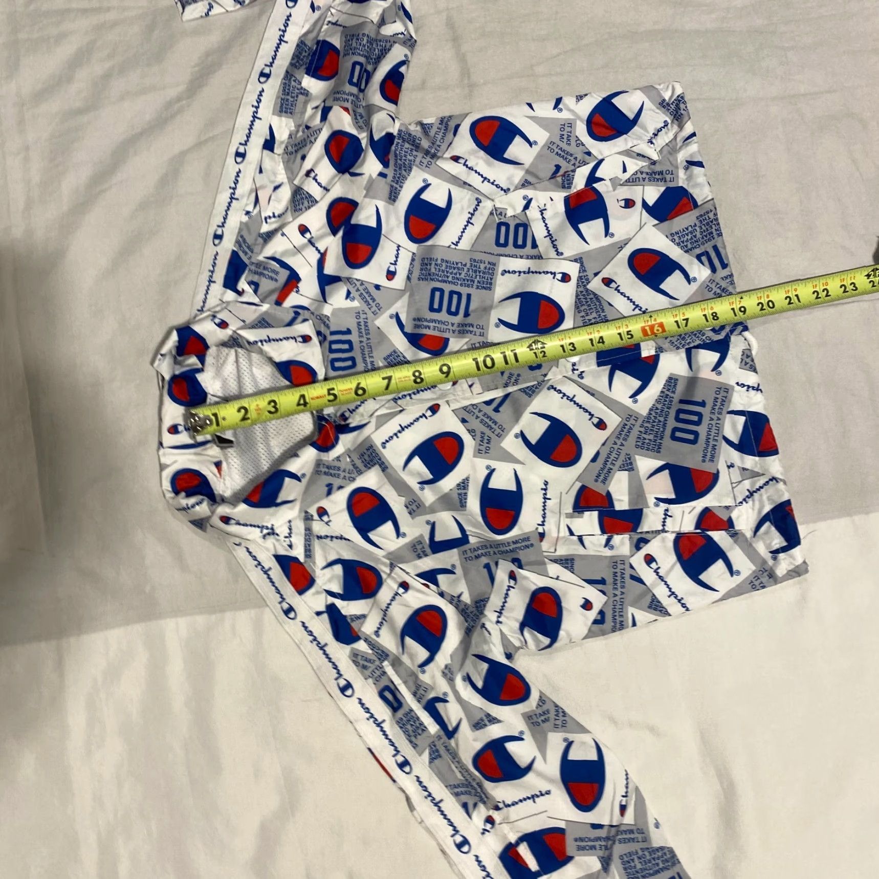 Champion VINTAGE Champion Life 100yr Anniversary Women's Jacket Windbreaker XS White Button Down Size XS / US 0-2 / IT 36-38 - 7 Thumbnail