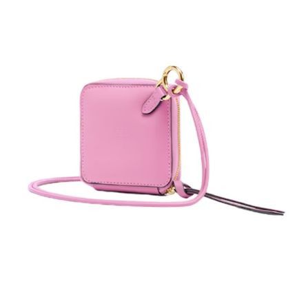 Fendi o1s1wg111224 Size: OS / FF Cube Wallet in Pink Size ONE SIZE - 2 Thumbnail