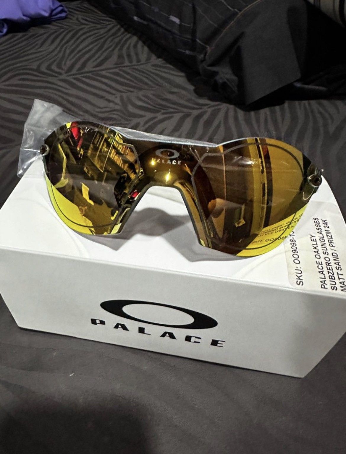 Palace OAKLEY X PALACE SUBZERO SUNGLASSES MATT SAND | Grailed