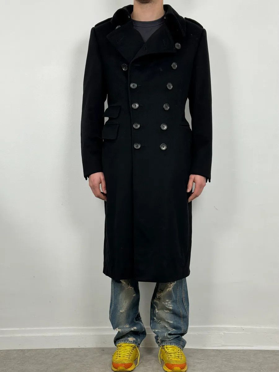 Gucci 2000s Gucci Black Buttoned Trench Coat by Tom Ford Size US M / EU 48-50 / 2 - 1 Thumbnail