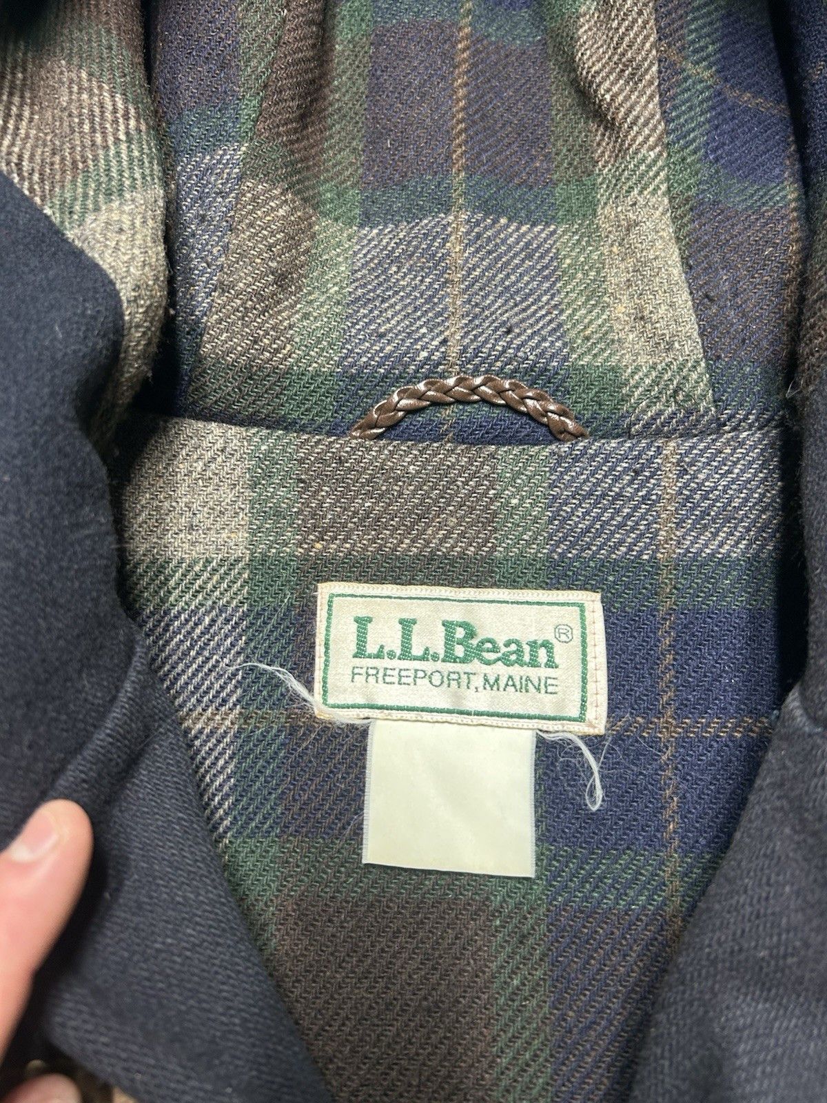 Vintage LL Bean hooded wool toggle coat plaid duffle jacket large? Size US L / EU 52-54 / 3 - 6 Thumbnail