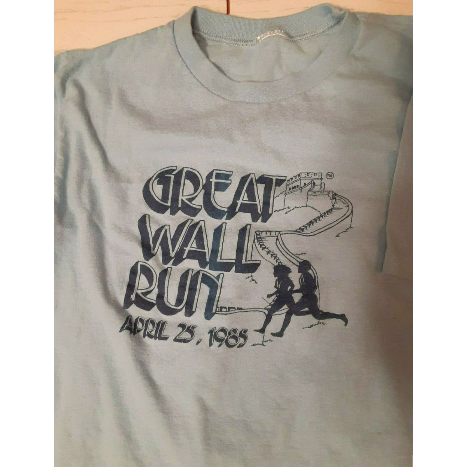 Greats VINTAGE Great Wall Run T-Shirt Blue S Men Short Sleeve 80s 1985 Mens Size US S / EU 44-46 / 1 - 2 Thumbnail
