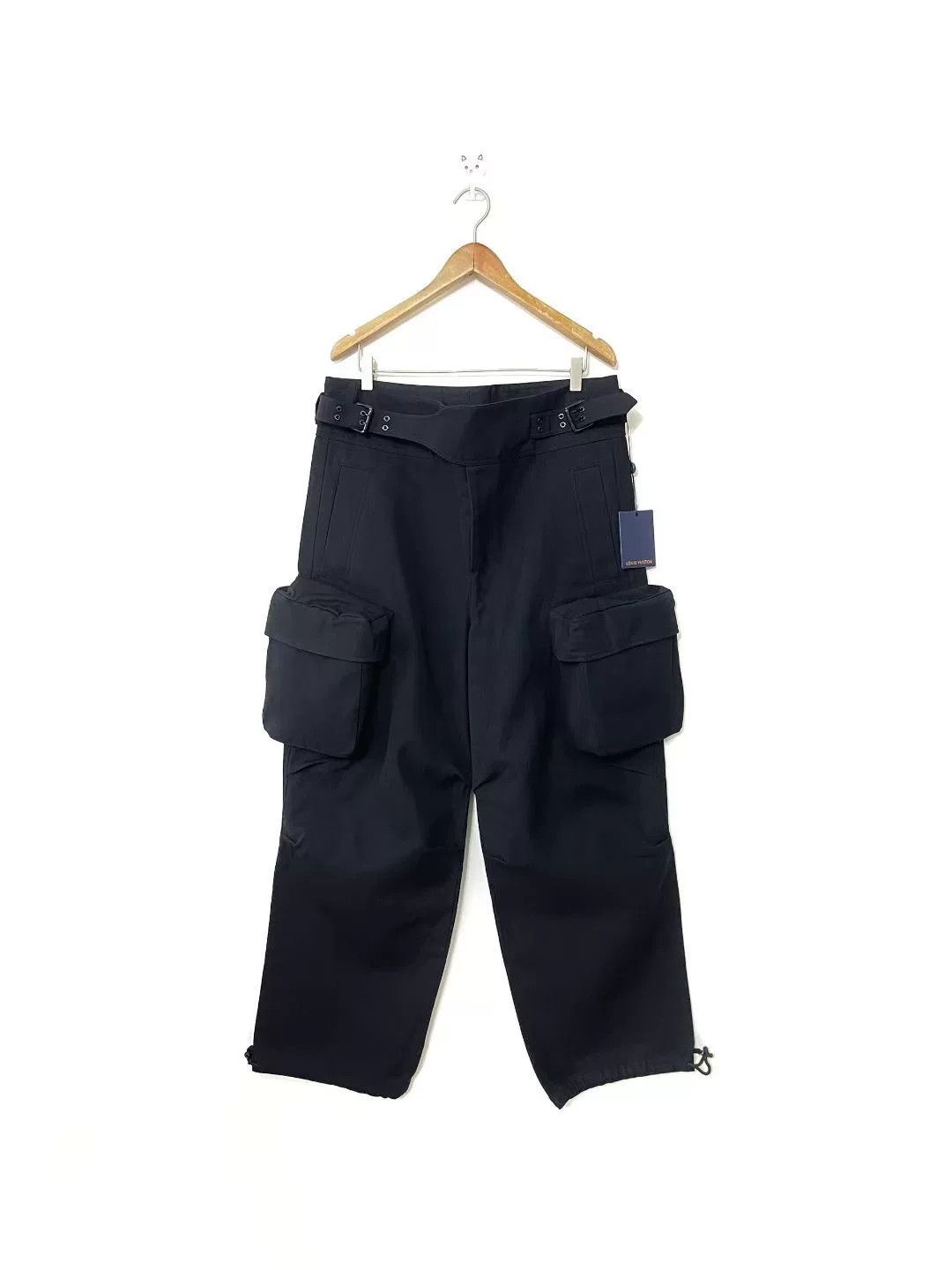 Louis Vuitton Louis Vuitton Cargo Black Casual Pants 32 Men Size US 32 / EU 48 - 1 Thumbnail