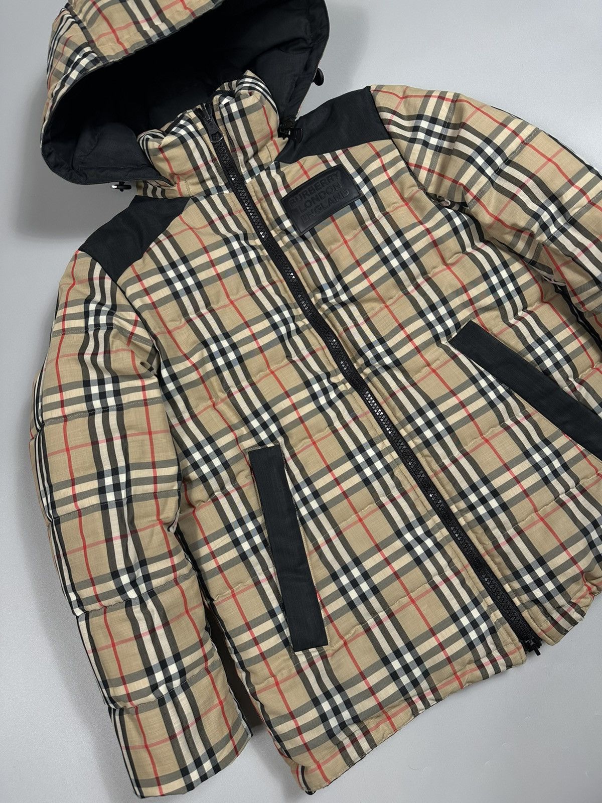 Burberry Burberry Reversible Nova Check Down Puffer Jacket Size US S / EU 44-46 / 1 - 5 Thumbnail