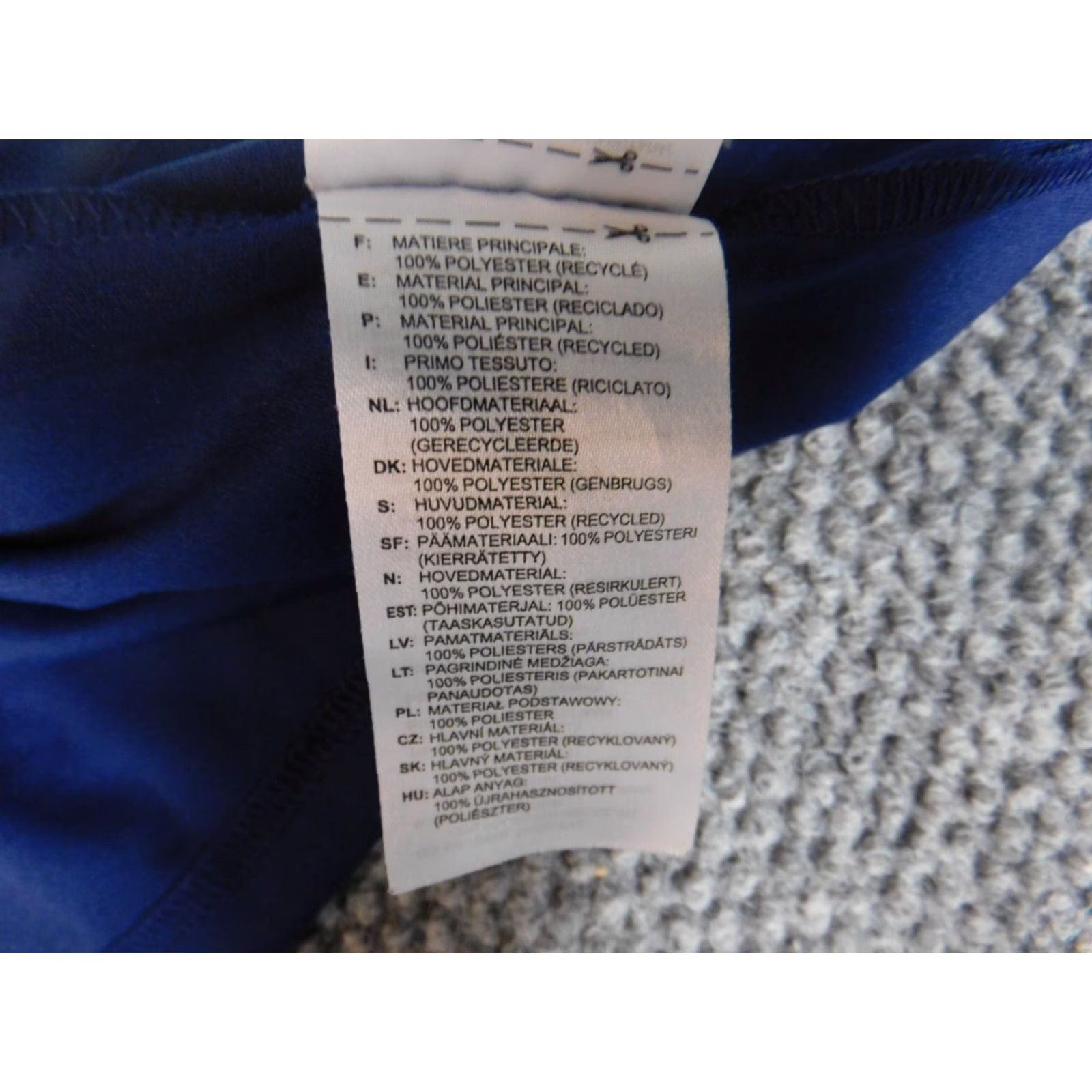 Adidas Adidas Shirt Womens XL Blue Jersey Short Sleeve Pullover Round Neck T-Shirt Regular Basic Casual Rose Pattern Knit Polyester Rayon Sportswear Size XL / US 12-14 / IT 48-50 - 7 Thumbnail