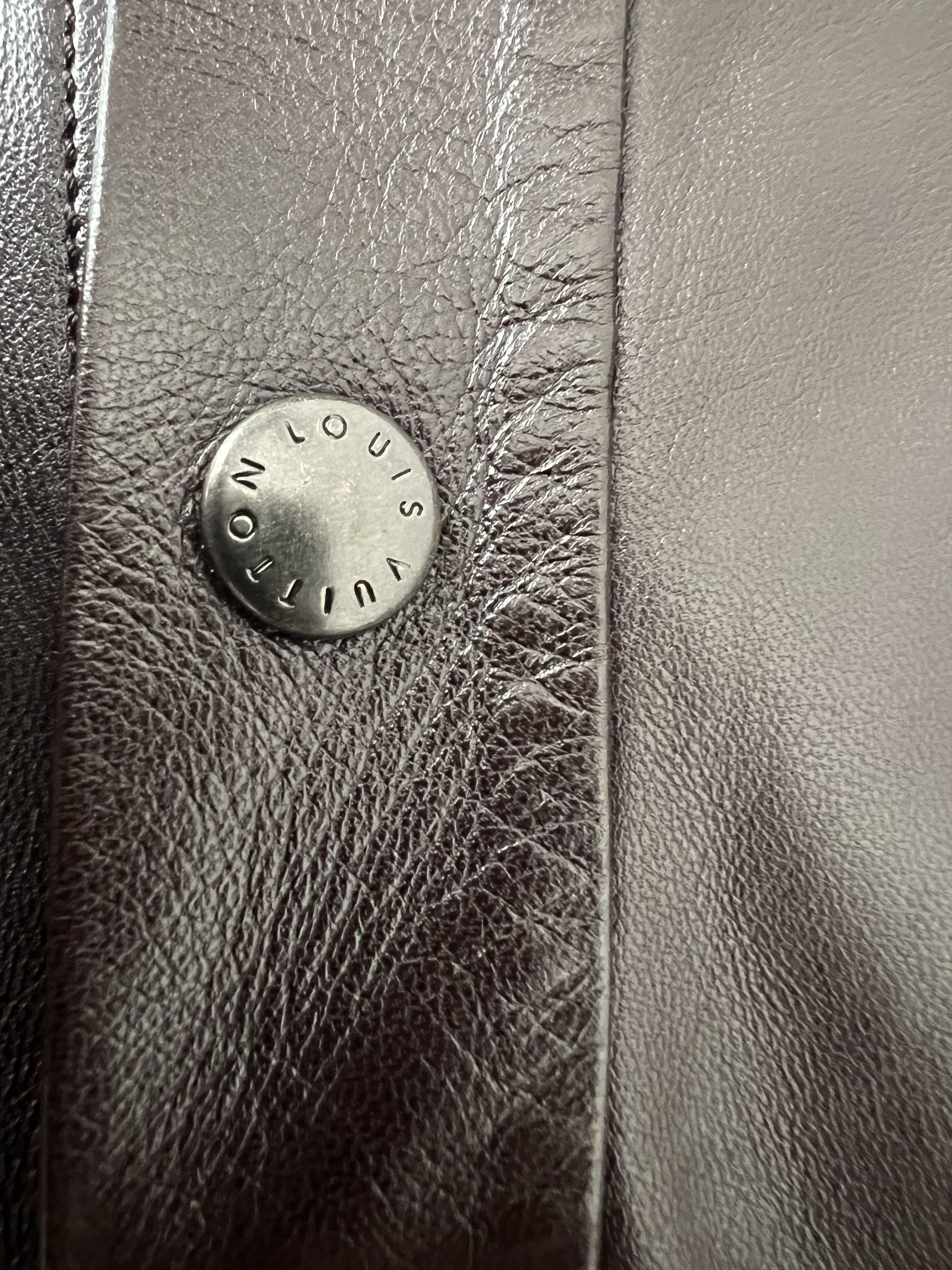 Louis Vuitton Lambskin Shirt Korean Collar Size US L / EU 52-54 / 3 - 7 Thumbnail