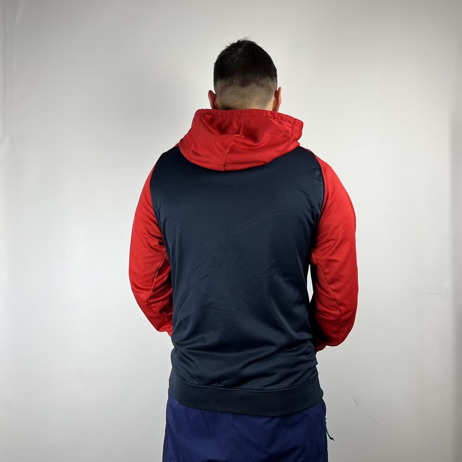 Nike Nike hoodie soccer jersey football size Medium Size US M / EU 48-50 / 2 - 2 Thumbnail