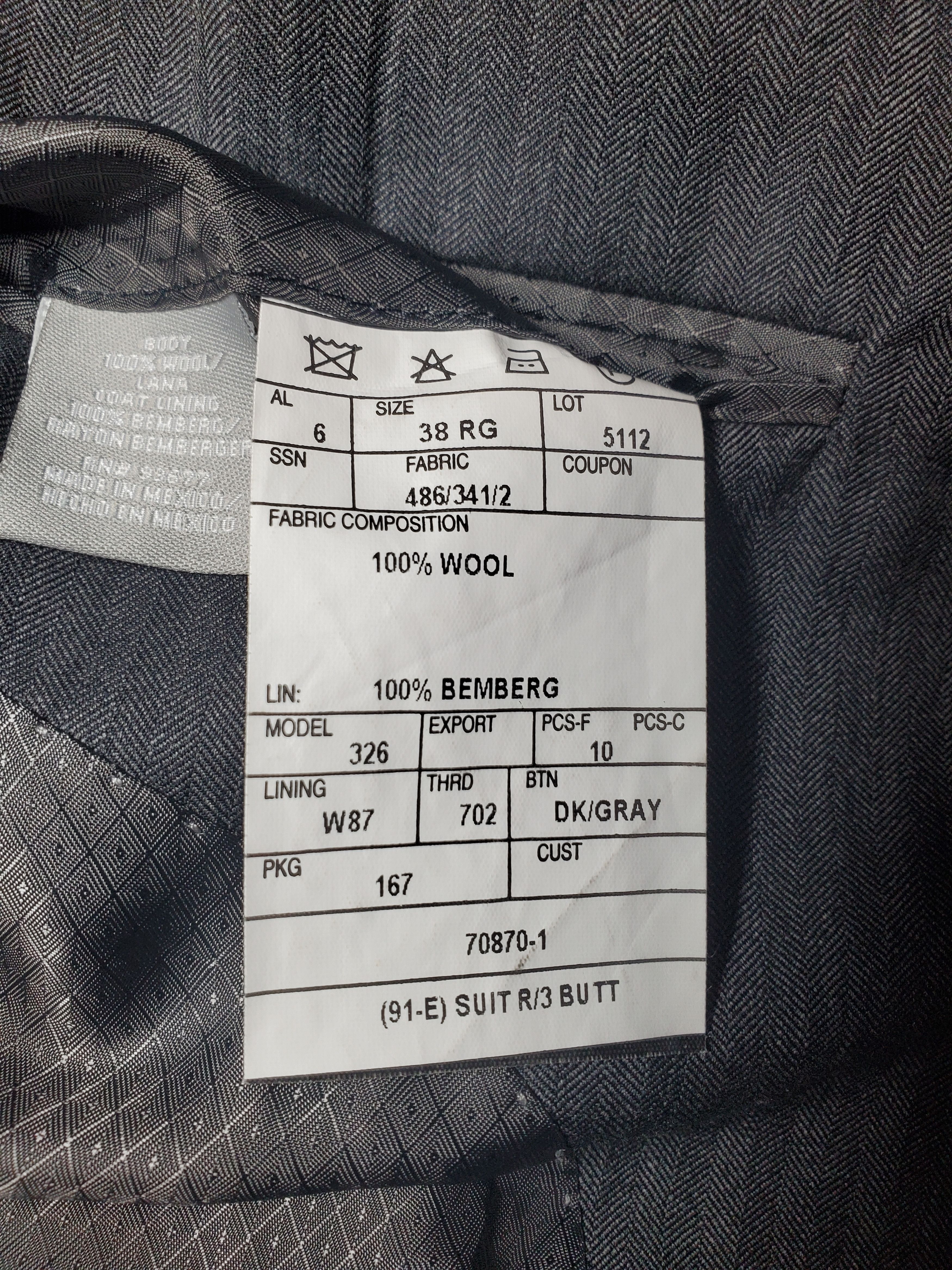 Stafford Classic Stafford 100% Wool Suit, Dark Gray - 38R / 30x32 Size 38R - 5 Thumbnail