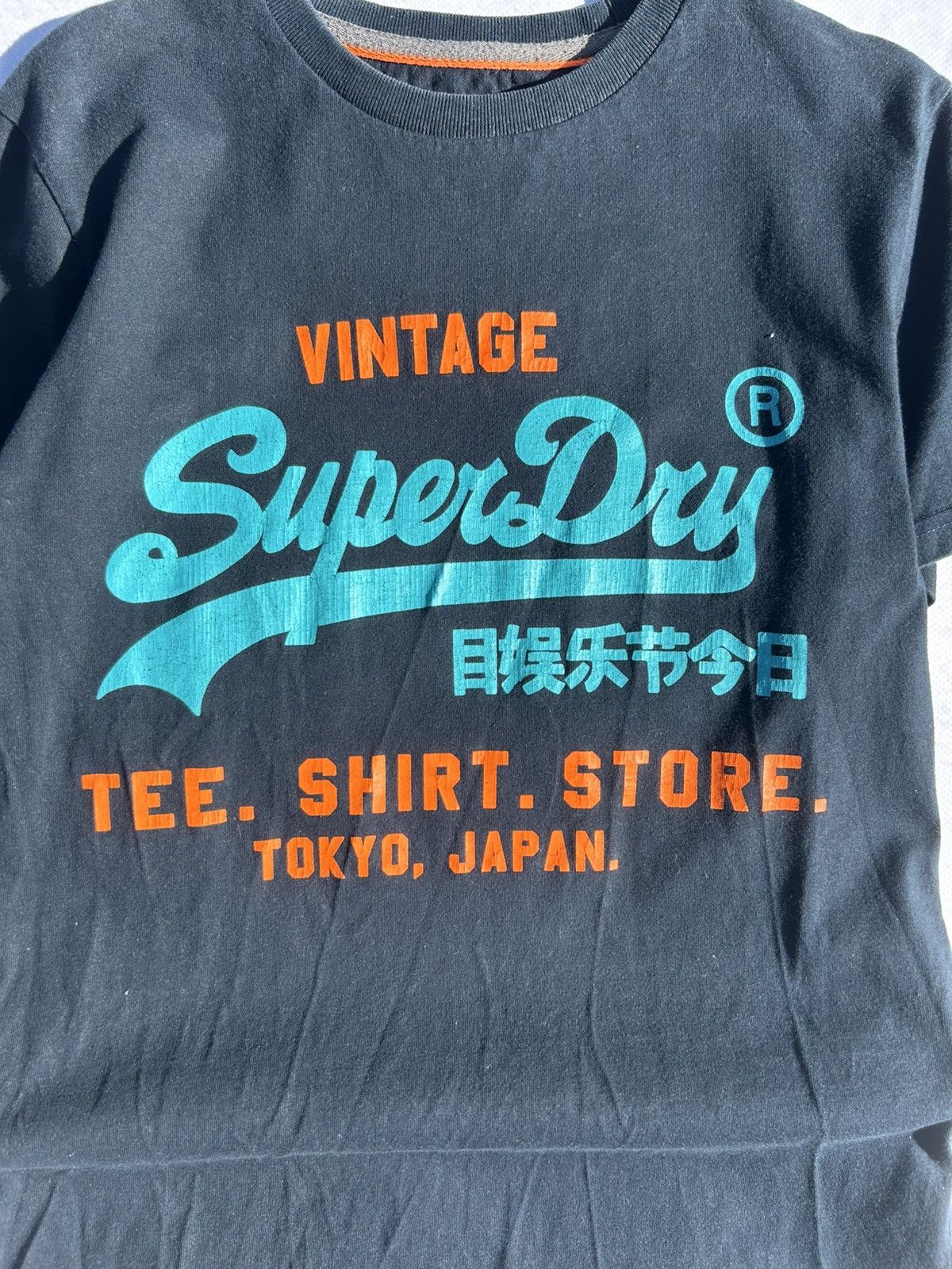 Superdry Superdry T-Shirt Tee Big Logo Chest Print Tokyo Japan Size S Size US S / EU 44-46 / 1 - 3 Thumbnail