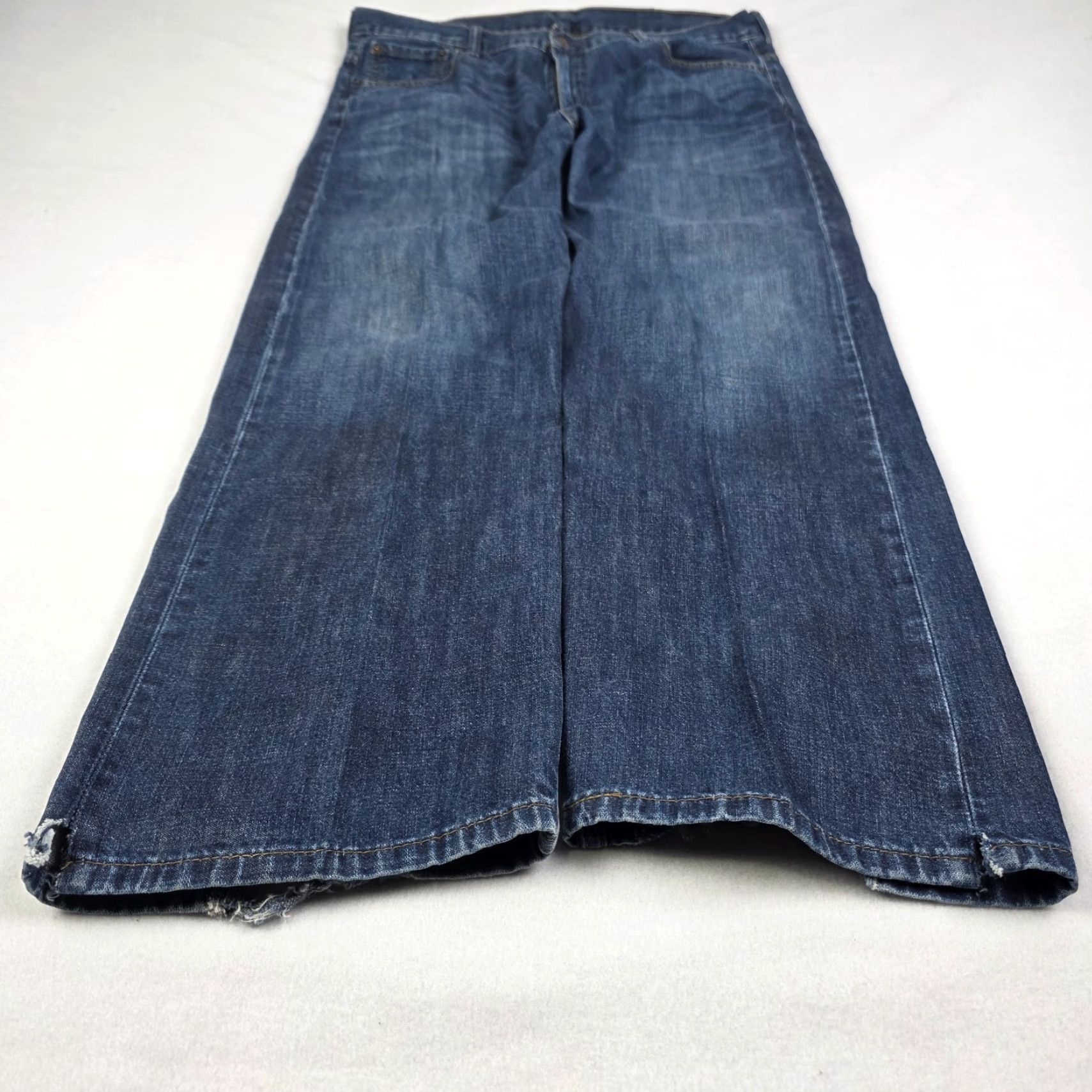 Levi's VINTAGE Levi's 569 Jeans Baggy Distressed Blue 36x32 Men Grunge Skater Wide-Leg Fade 90s Size US 36 / EU 52 - 3 Thumbnail