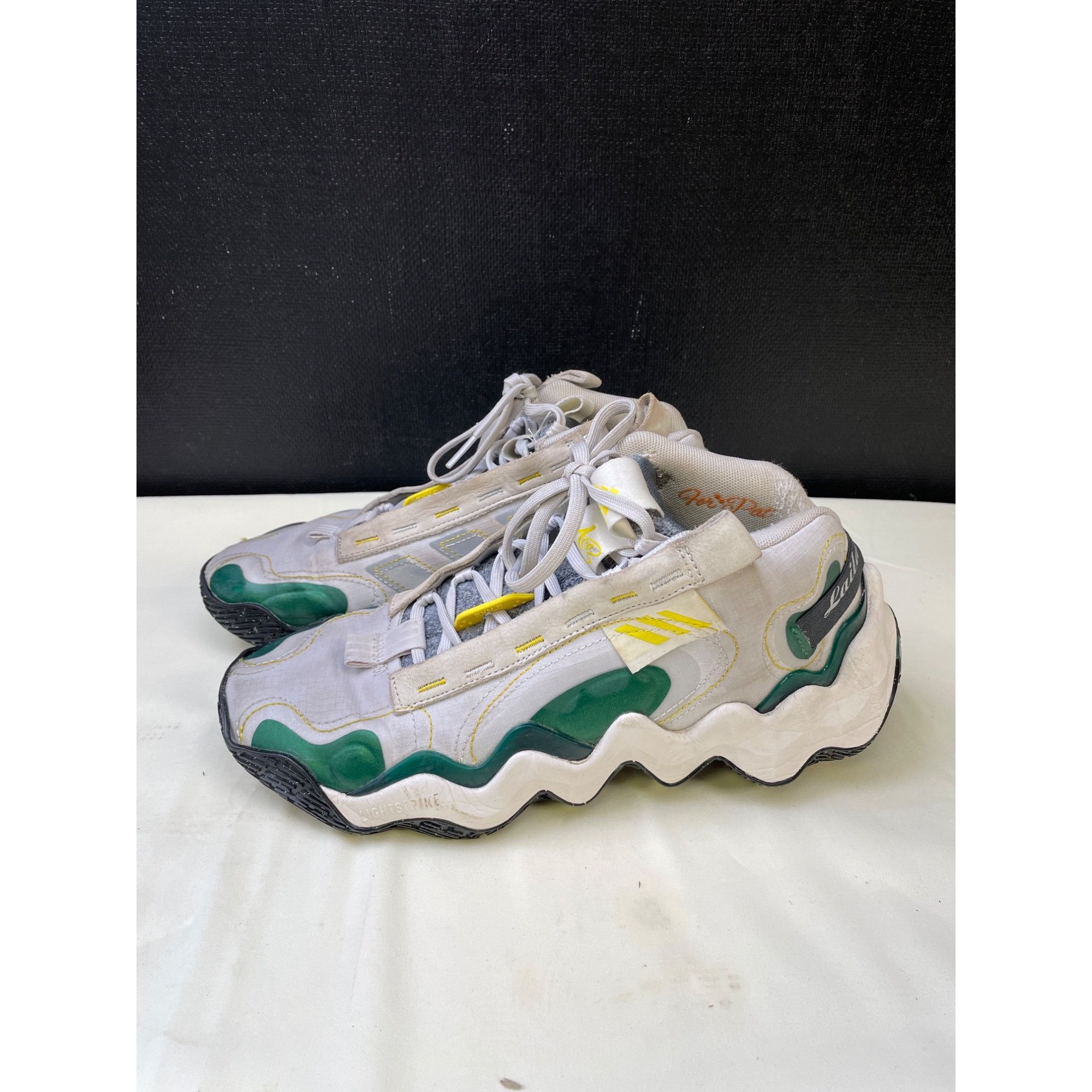 Adidas Adidas Exhibit Men's Gray / Green Basketball Sneakers Size 8 Size US 8.5 / EU 41-42 - 3 Thumbnail