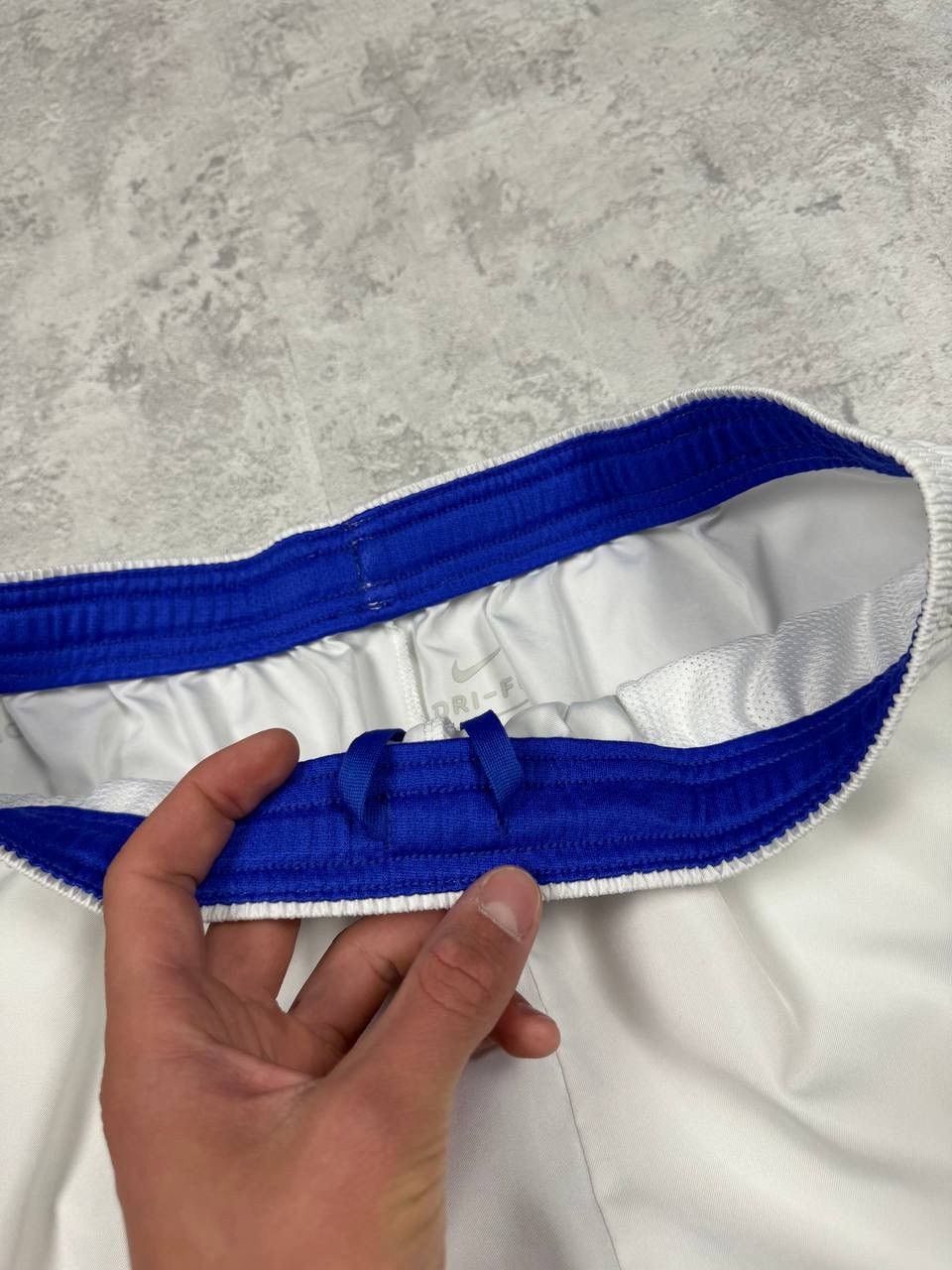 Nike Nike White Men Shorts Size L Size US 33 - 10 Thumbnail