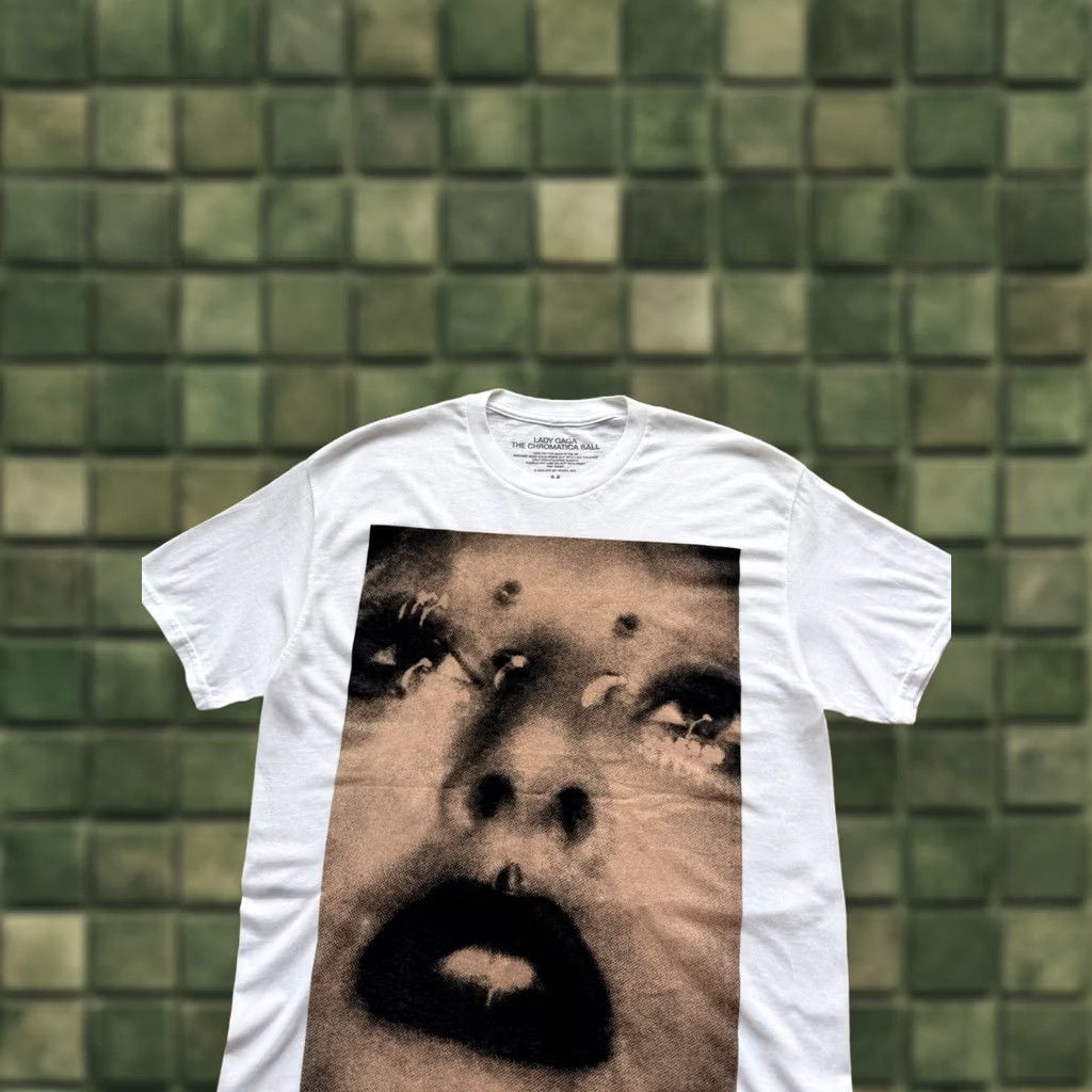 Bally LADY GAGA THE CHROMATICA BALL TOUR 2022 T-SHIRT OFFICIAL BAGGY MENS SIZE M SADE Size US M / EU 48-50 / 2 - 1 Thumbnail