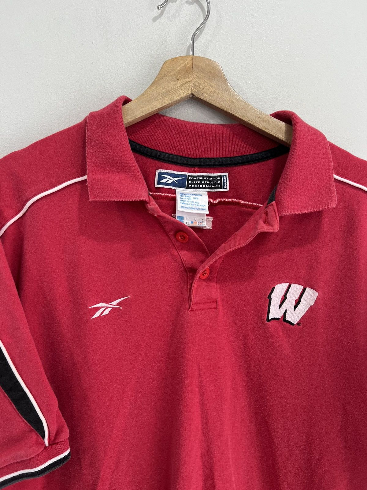 Vintage Vintage Wisconsin Reebok Polo Shirt Size US L / EU 52-54 / 3 - 4 Thumbnail