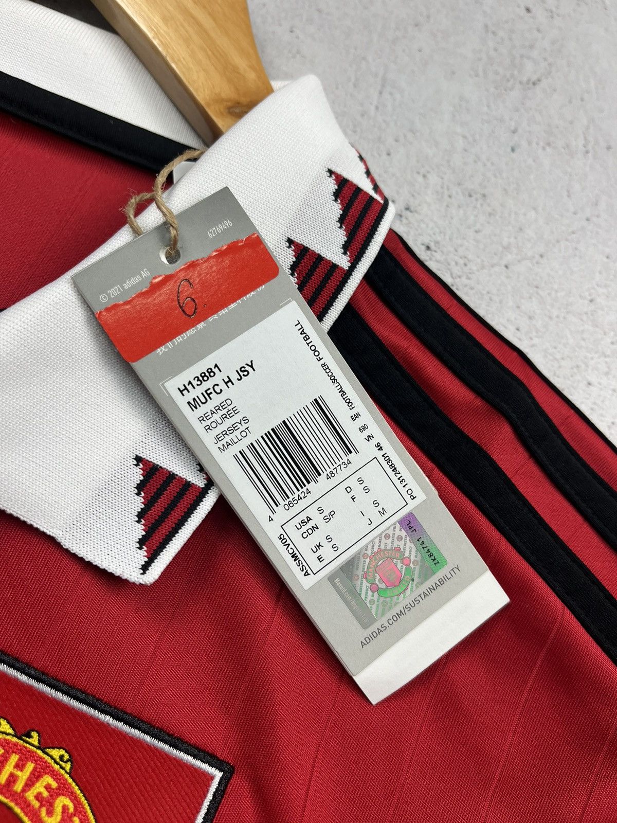 Adidas ADIDAS MANCHESTER UNITED 2022/2023 HOME SOOCER JERSEY NEW! Size US S / EU 44-46 / 1 - 6 Thumbnail