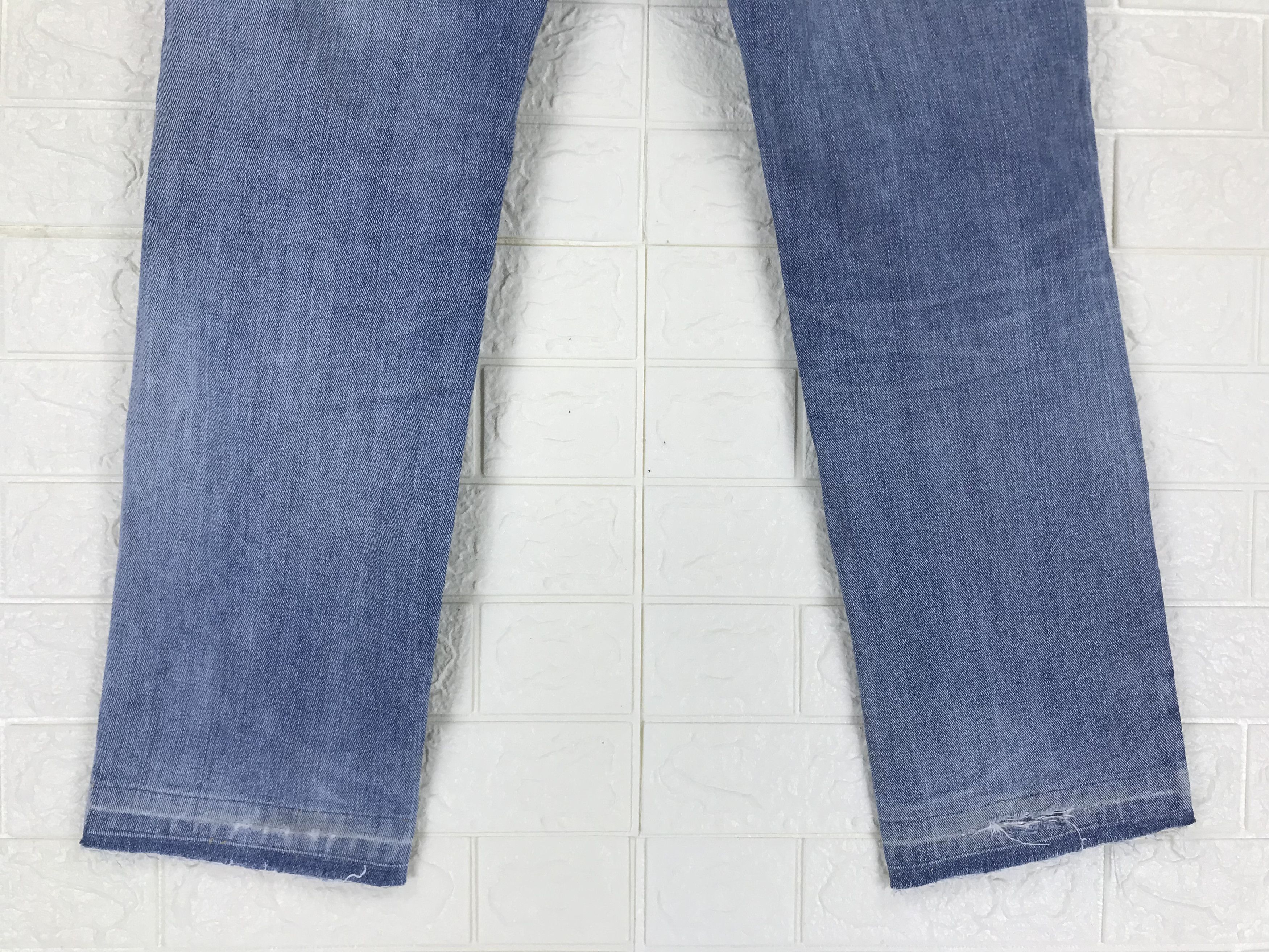 Edwin Vintage Edwin 402 Faded Blue Jeans Distressed Denim Size US 33 - 8 Thumbnail