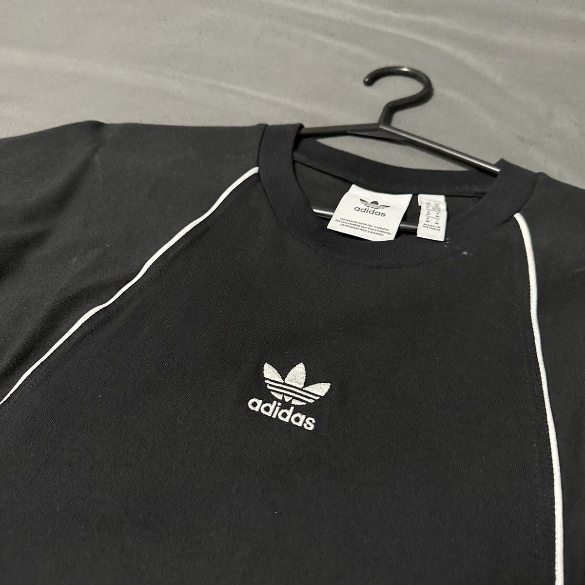 Adidas ADIDAS TEE Size US M / EU 48-50 / 2 - 4 Thumbnail