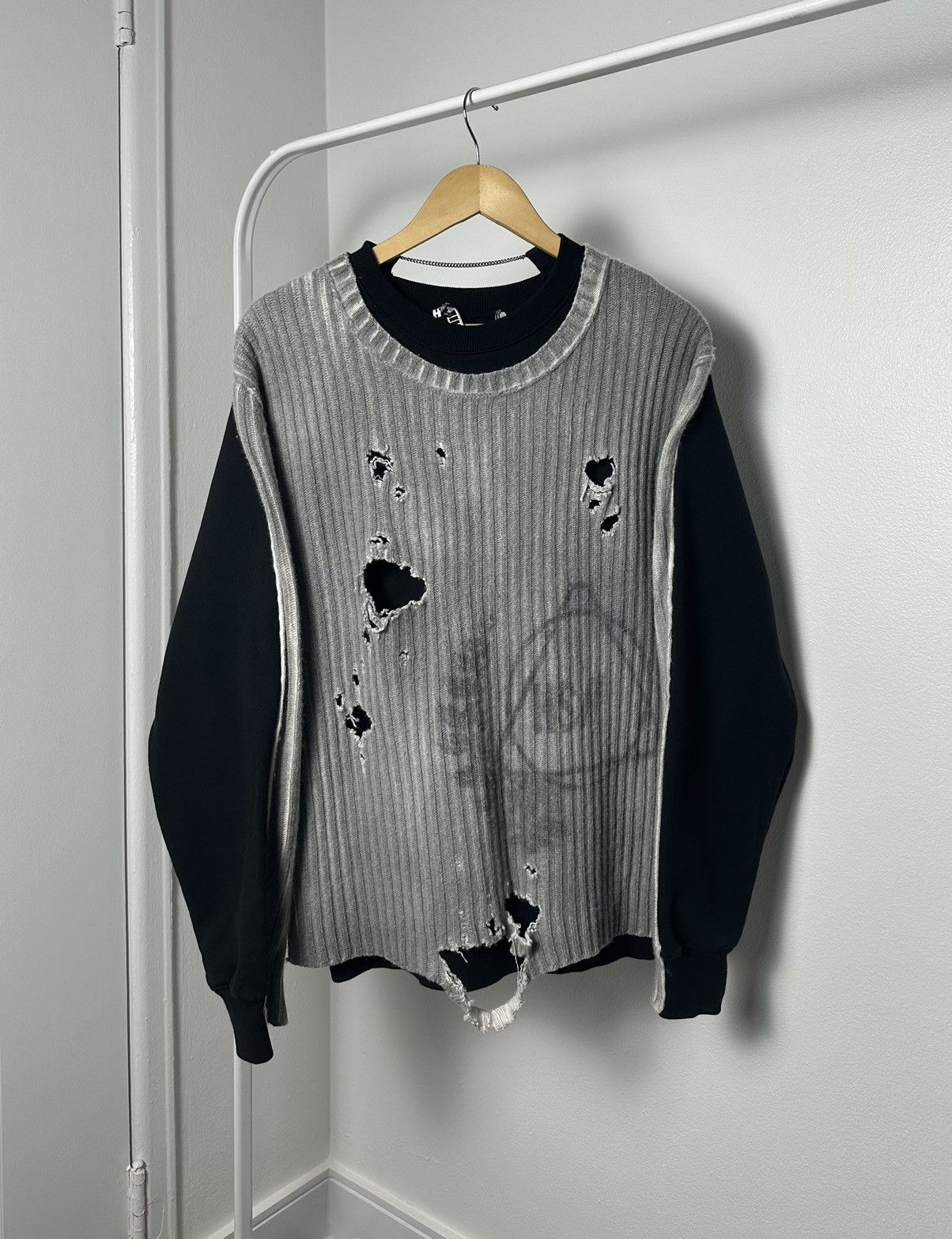 Hyein Seo Hyein Seo Distressed Knit Sweatshirt Size US M / EU 48-50 / 2 - 1 Thumbnail