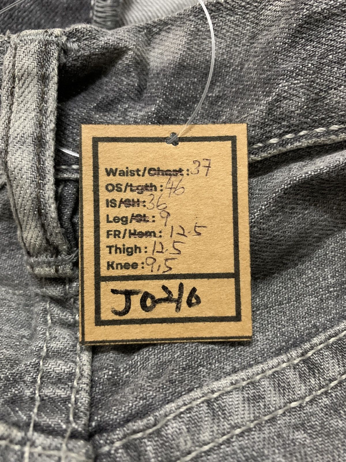 Levi's vintage levi's 501 distressed denim jeans W37 Size US 37 - 14 Thumbnail