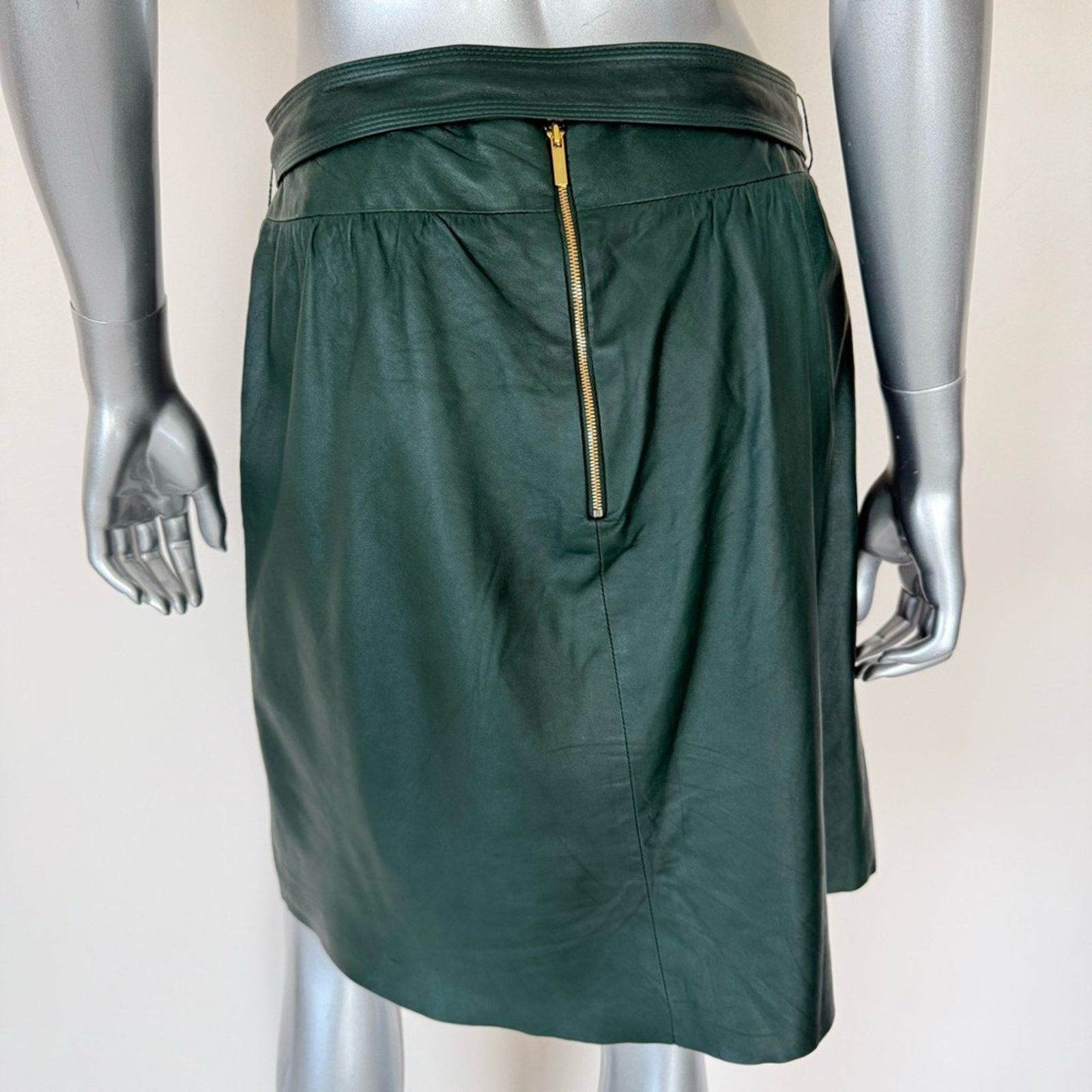 Elie Tahari Elie Tahari women leather skirt size 8 US Retail 850$ Size 30" / US 8 / IT 44 - 3 Thumbnail
