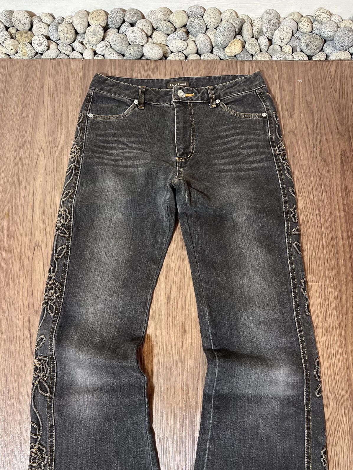 Hysteric Glamour × If Six Was Nine × Japanese Brand Jouer Aux Echecs japan floral embroidery flare denim Size US 27 - 3 Thumbnail