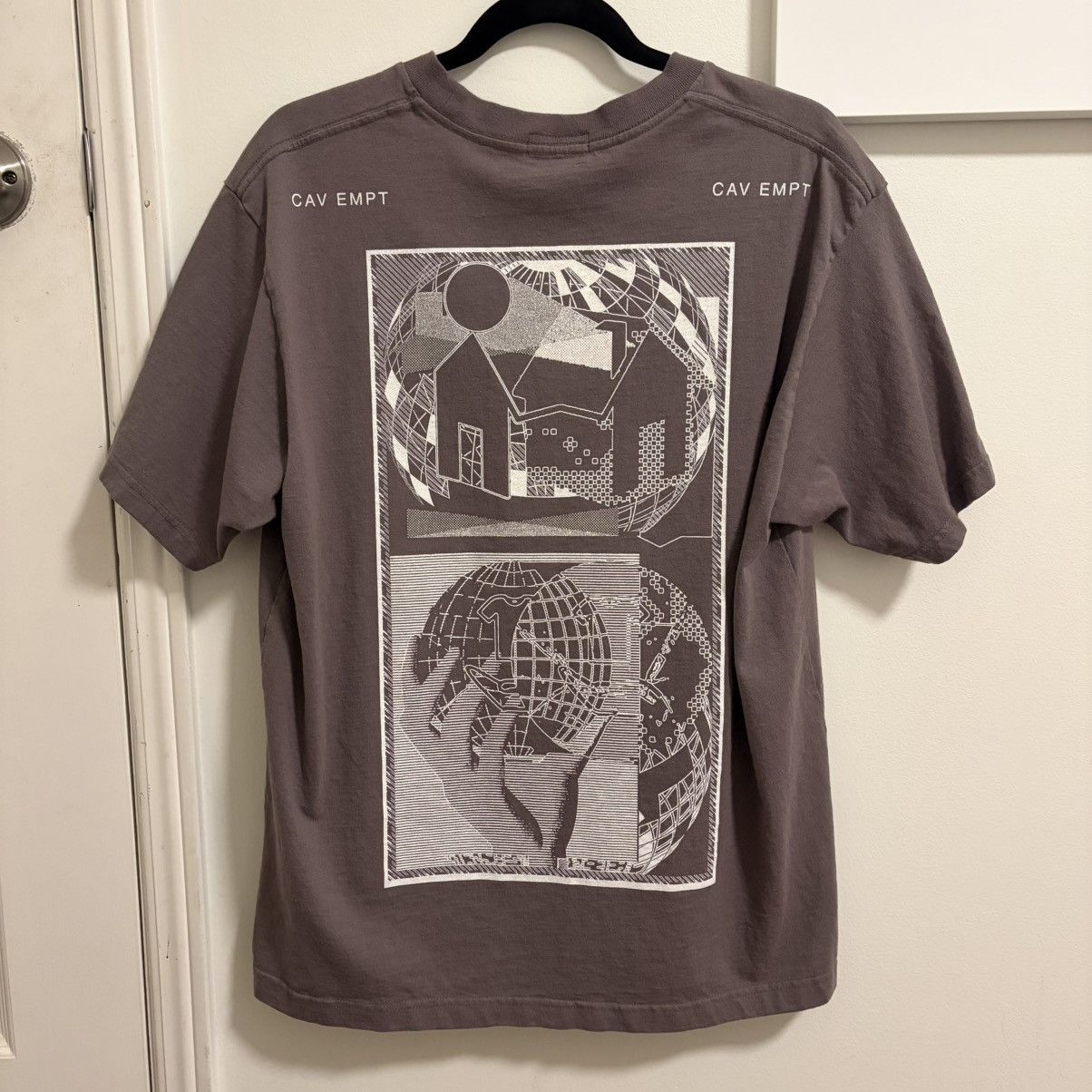 Cav Empt MD ESC NTWRK T Size US M / EU 48-50 / 2 - 2 Thumbnail