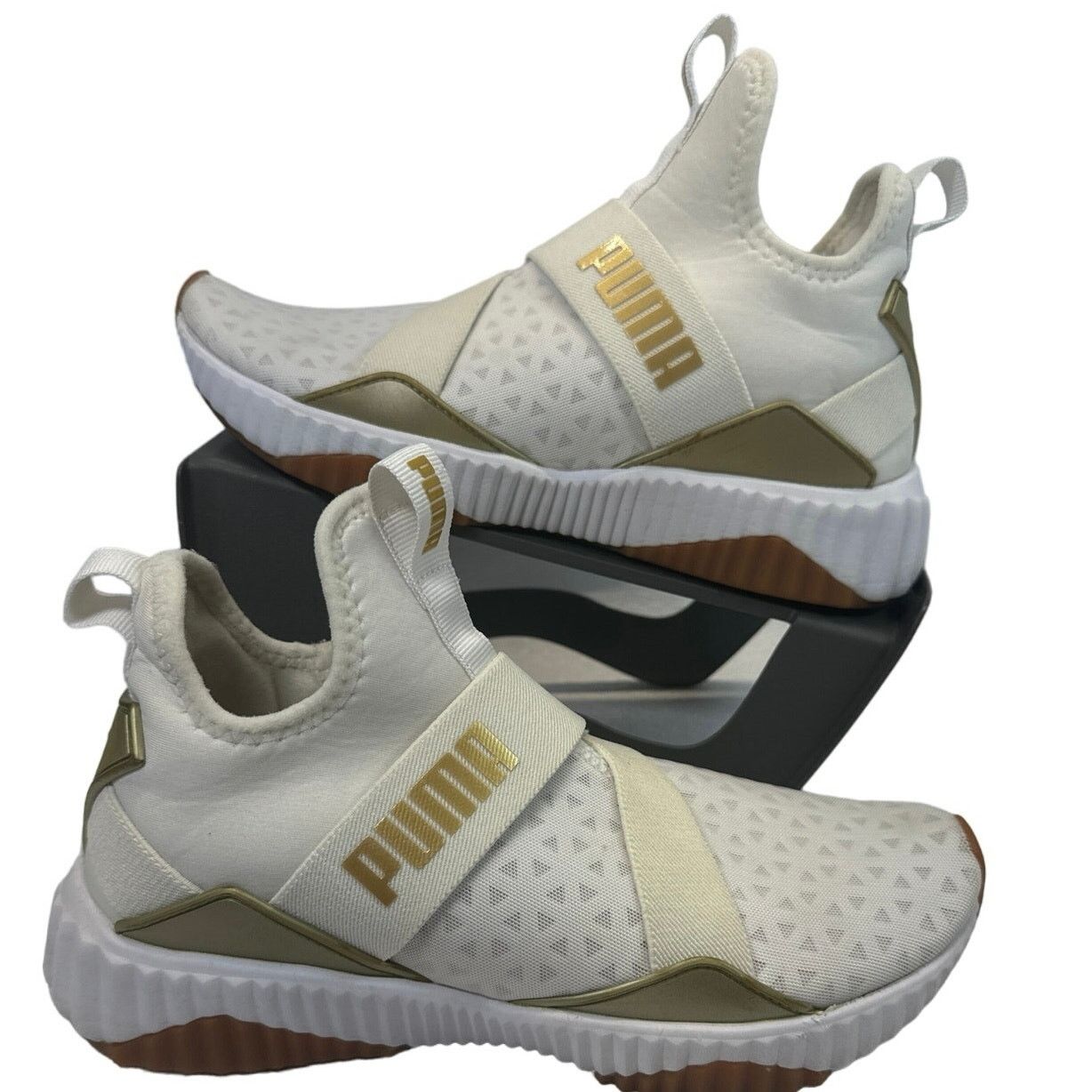 Puma PUMA Defy Cross Trainer White Pull-on Sneakers women sz 7 Size US 7 / IT 37 - 1 Thumbnail