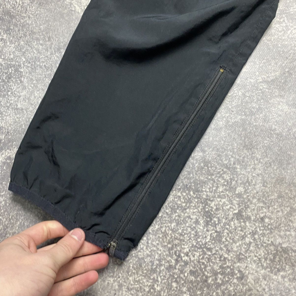 Other Vintage Nike Tracked Nylon y2k small swoosh pants Size US 30 / EU 46 - 5 Thumbnail