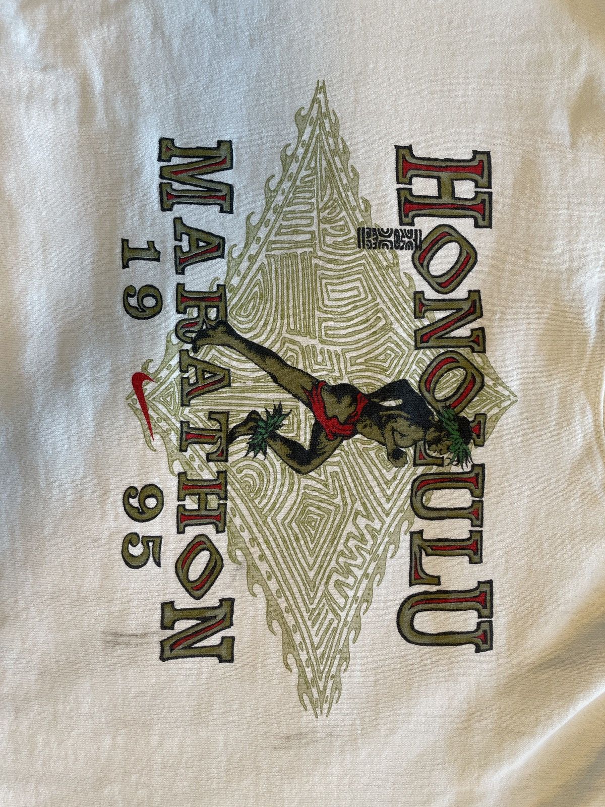 Nike × Vintage Nike Honolulu Marathon Sweater Size US L / EU 52-54 / 3 - 3 Thumbnail