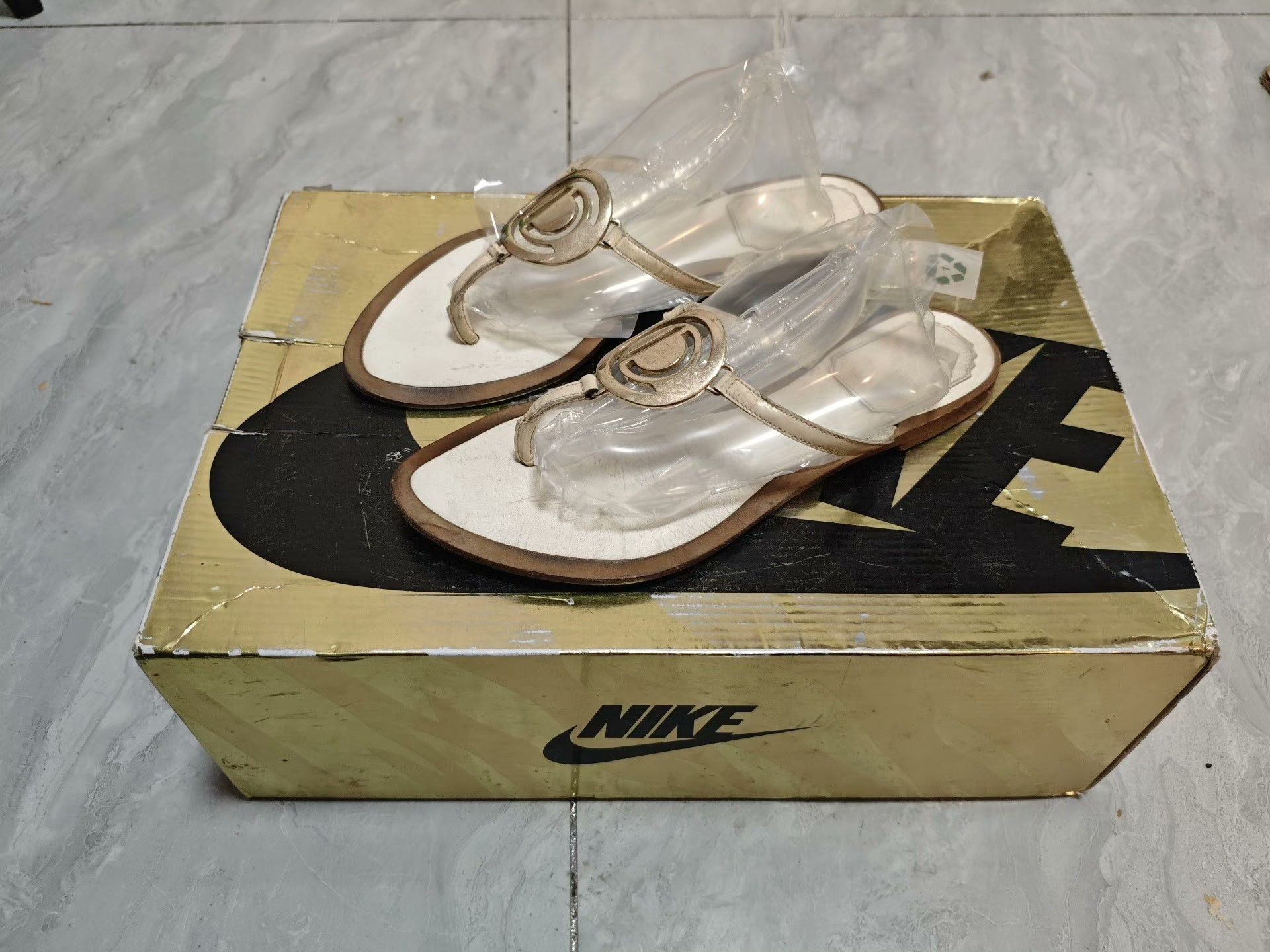 Dior Dior Retro Gold Sandals us_6 Women Size US 6 / IT 36 - 1 Thumbnail